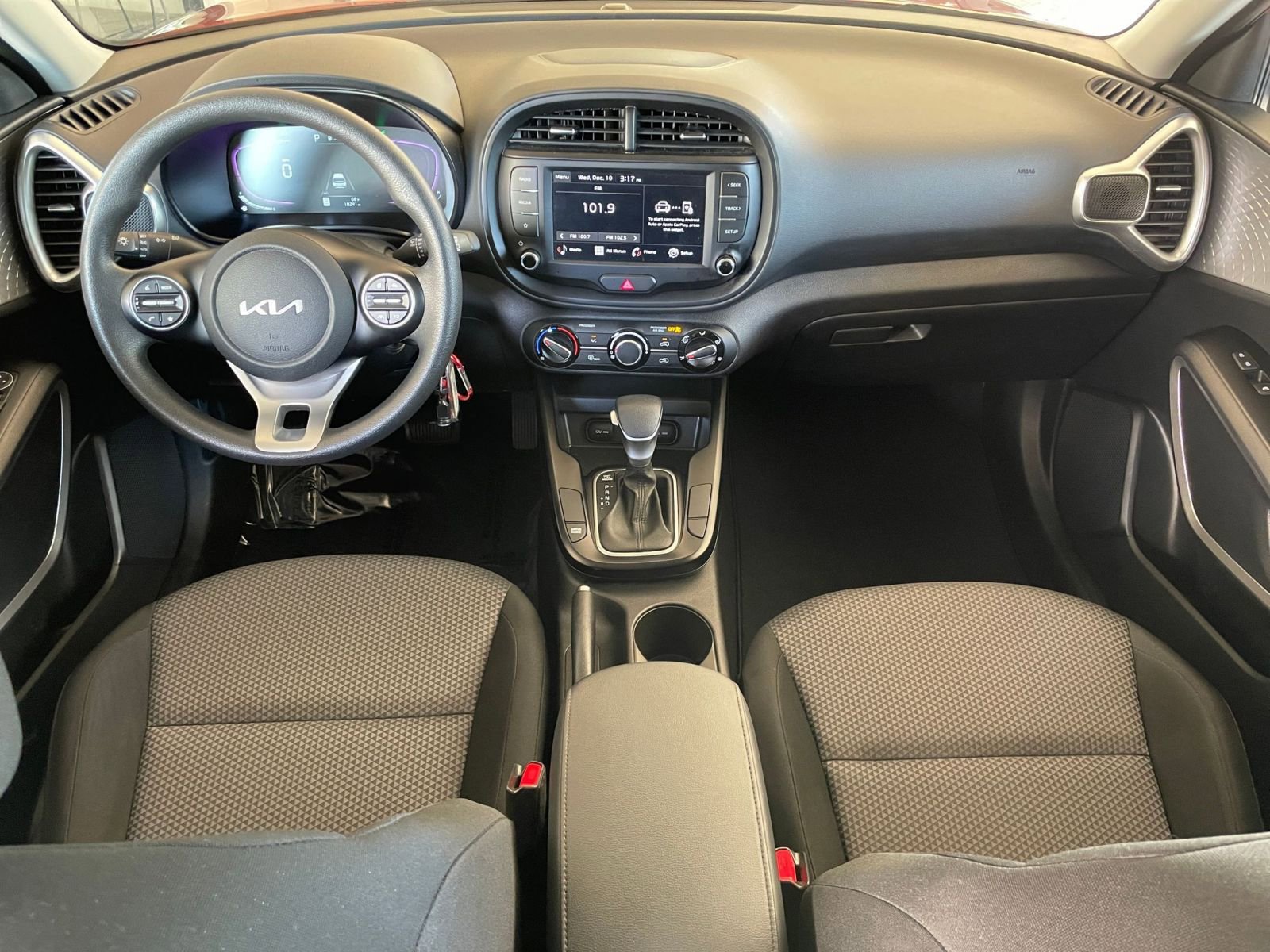 Thumbnail: 2025 Kia Soul - 31