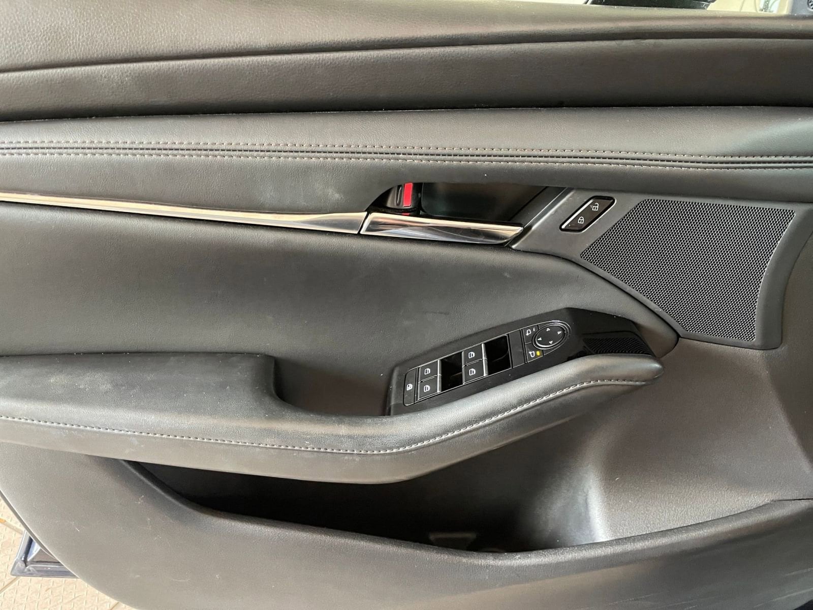 Thumbnail: 2025 Mazda Mazda3 - 20