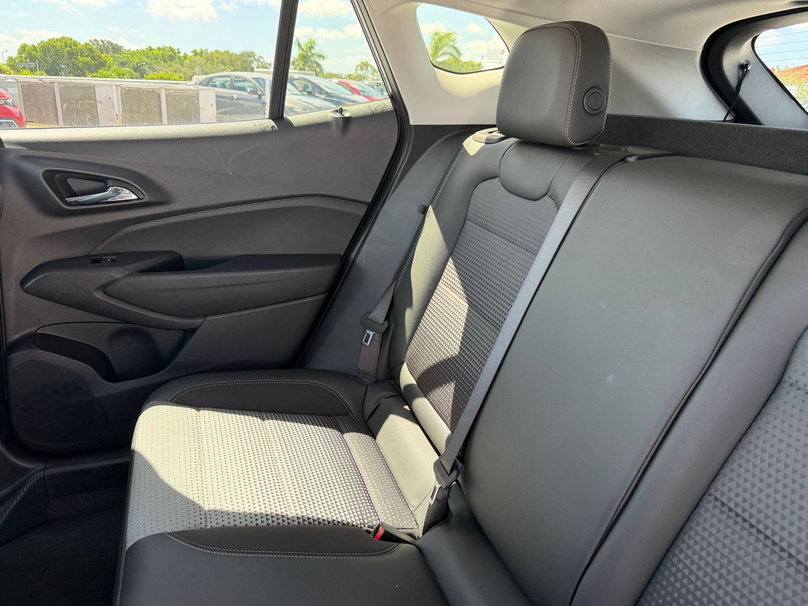 Thumbnail: 2025 Chevrolet Trax - 29