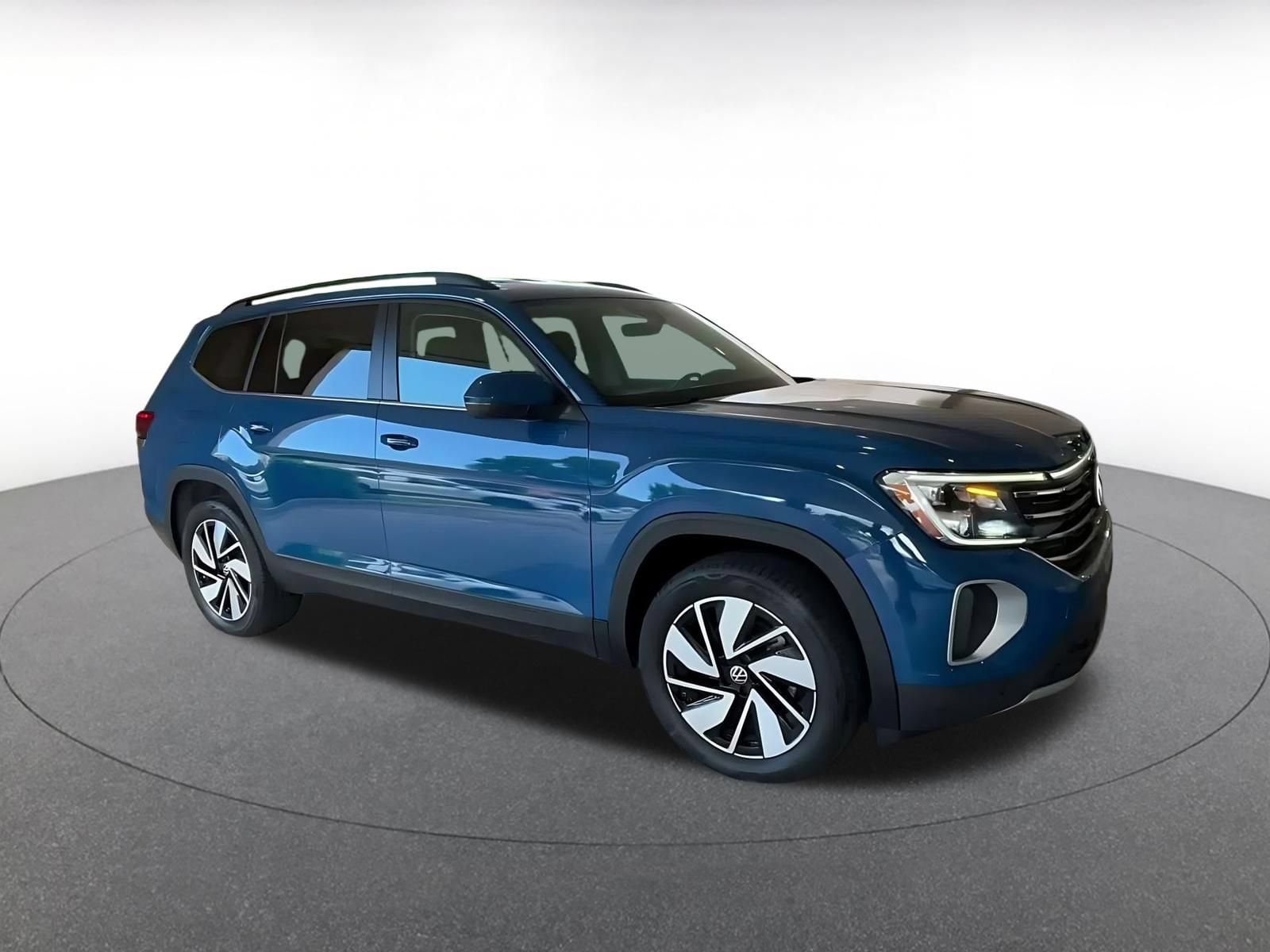 Thumbnail: 2026 Volkswagen Atlas - 2