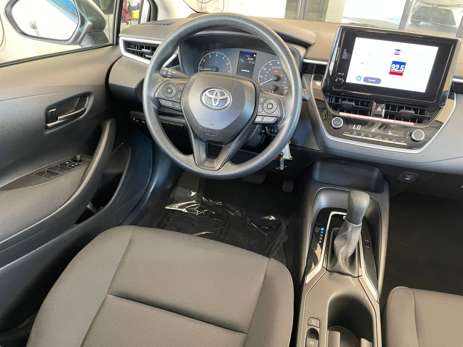 Thumbnail: 2025 Toyota Corolla - 33