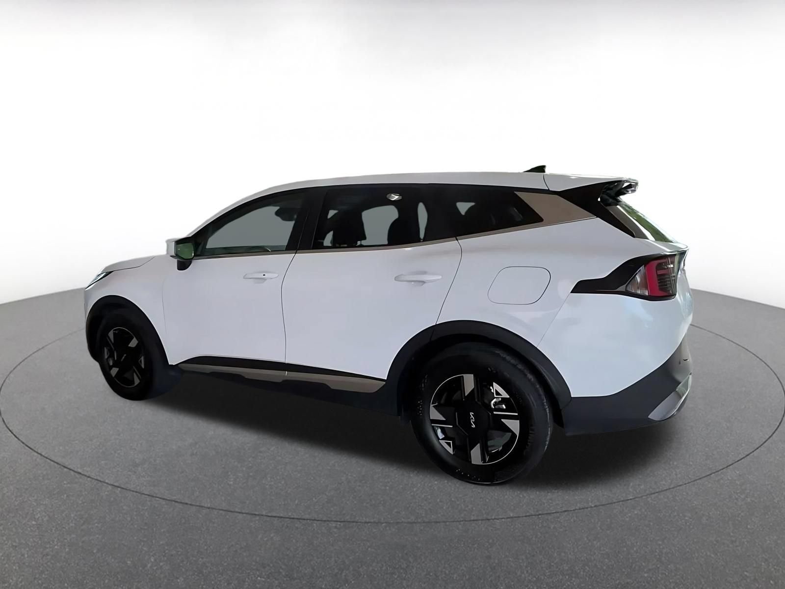 Thumbnail: 2026 Kia Sportage - 9