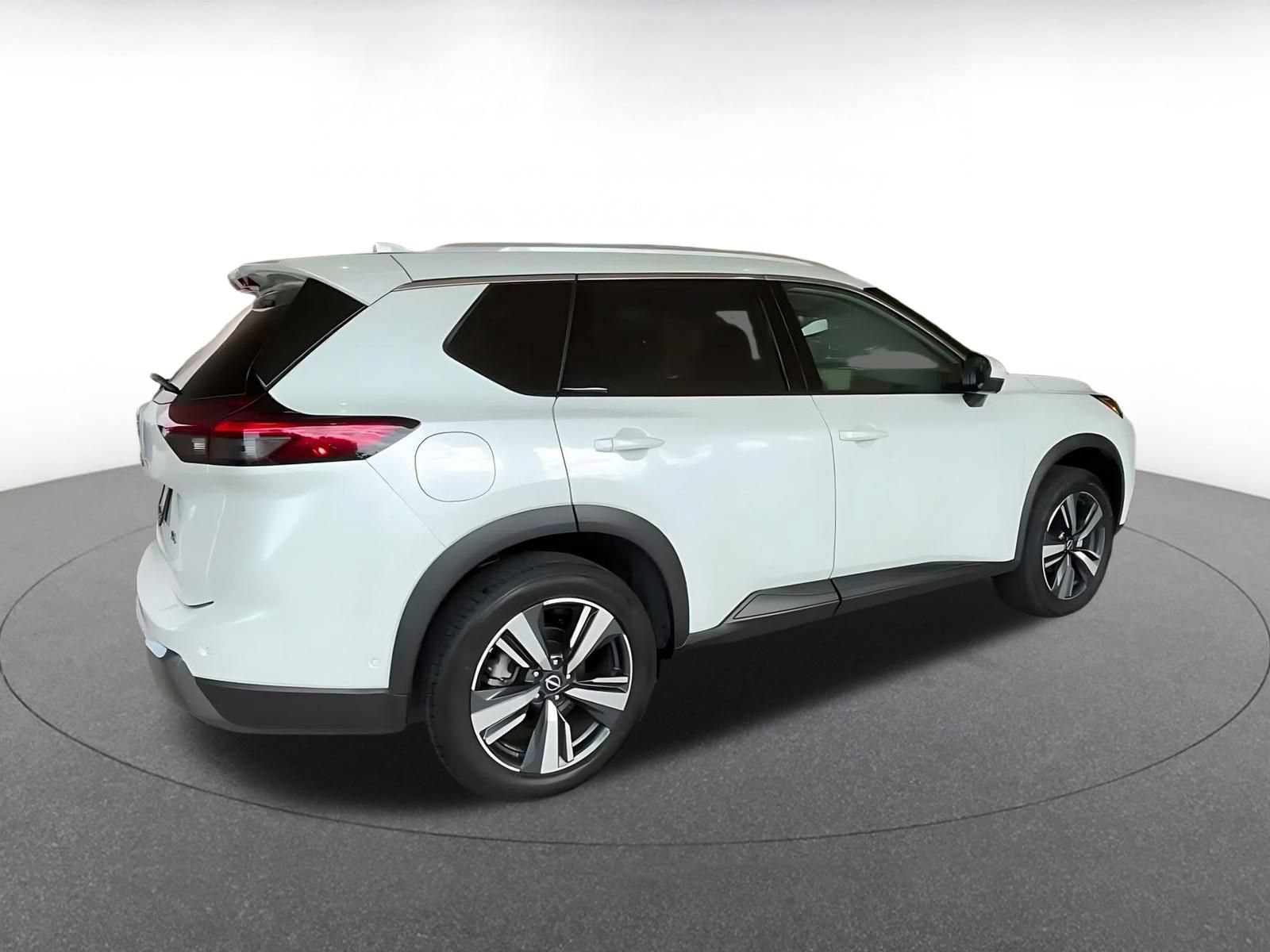 Thumbnail: 2026 Nissan Rogue - 13
