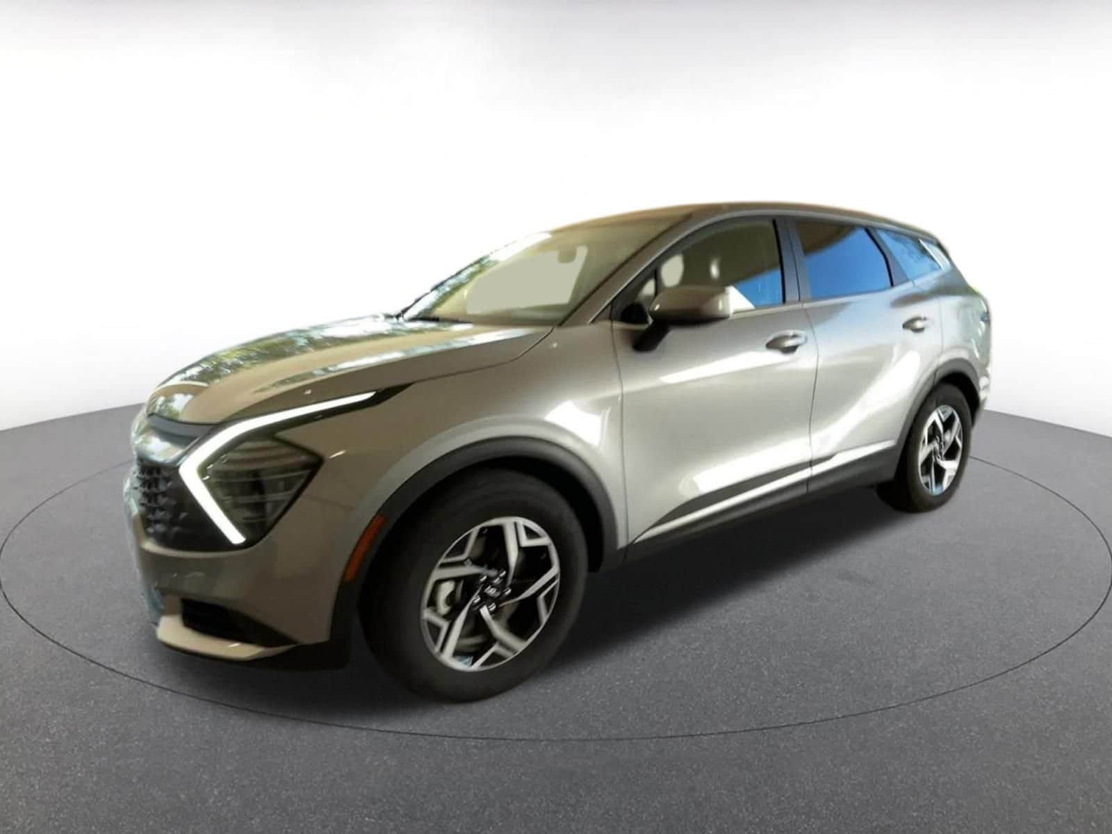 Thumbnail: 2025 Kia Sportage - 8