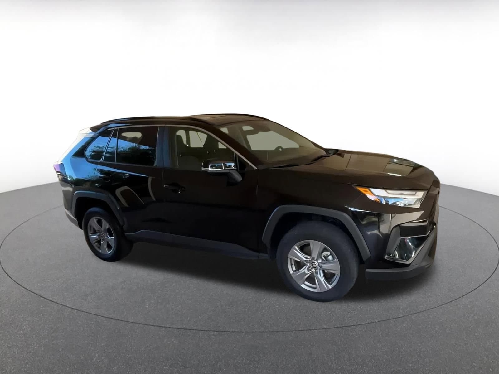 Thumbnail: 2025 Toyota RAV4 - 2