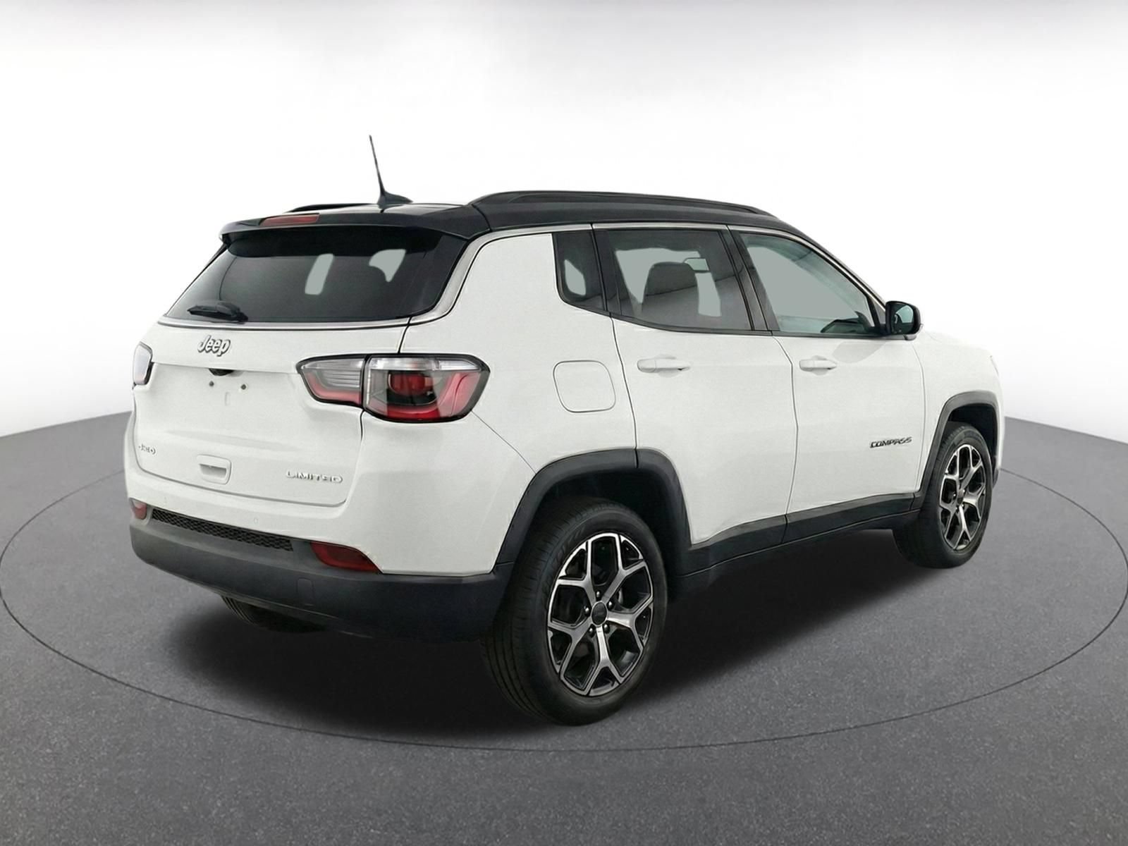 Thumbnail: 2025 Jeep Compass - 17