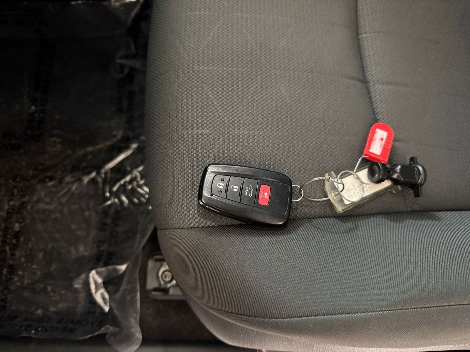 Thumbnail: 2025 Toyota RAV4 - 18