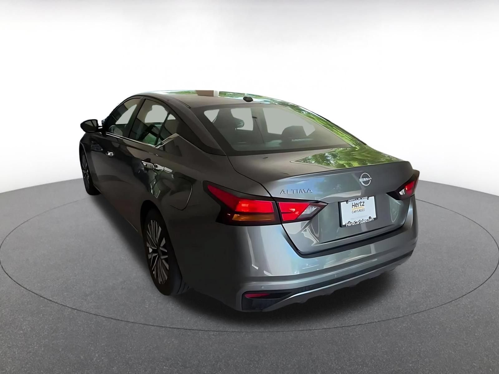 Thumbnail: 2025 Nissan Altima - 10