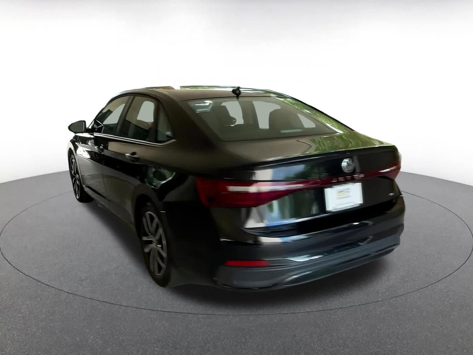 Thumbnail: 2025 Volkswagen Jetta - 11