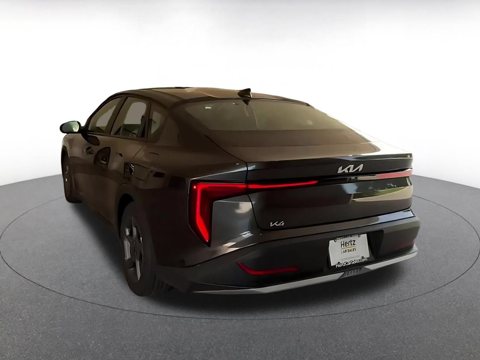 Thumbnail: 2025 Kia K4 - 10