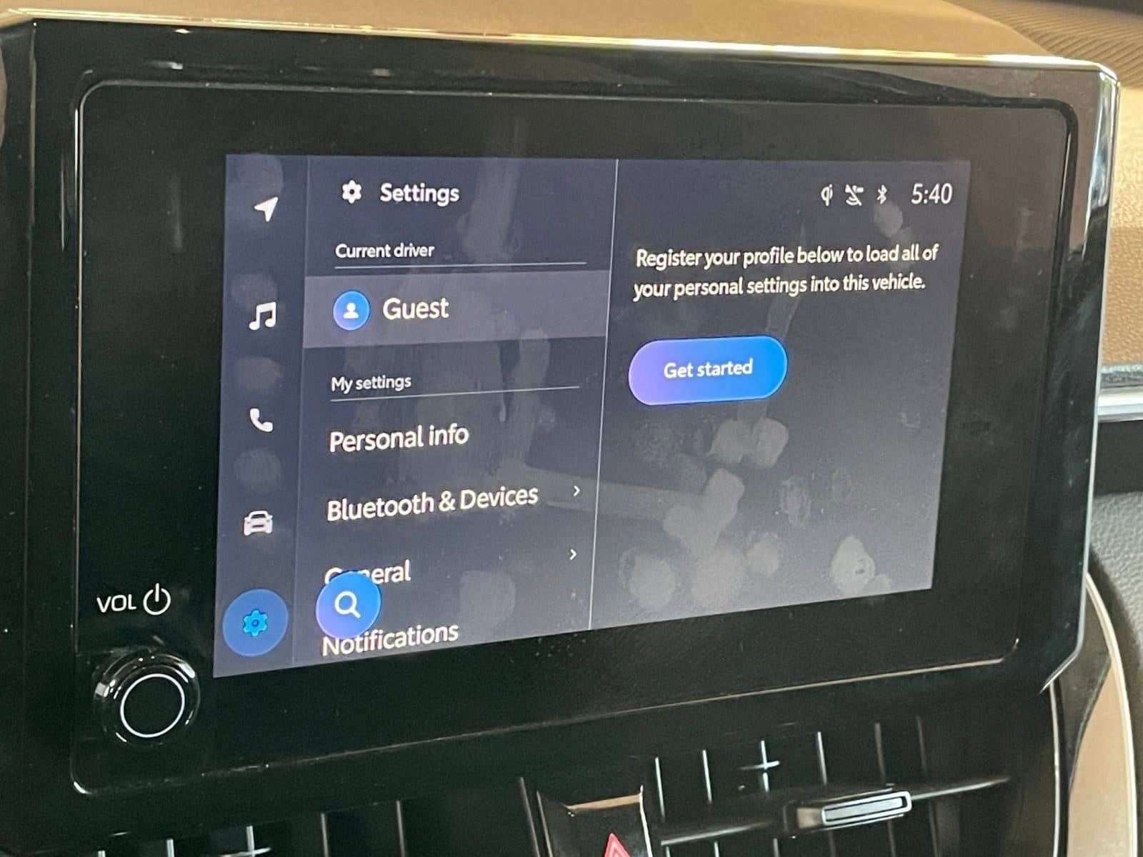 Thumbnail: 2025 Toyota Corolla Cross - 21
