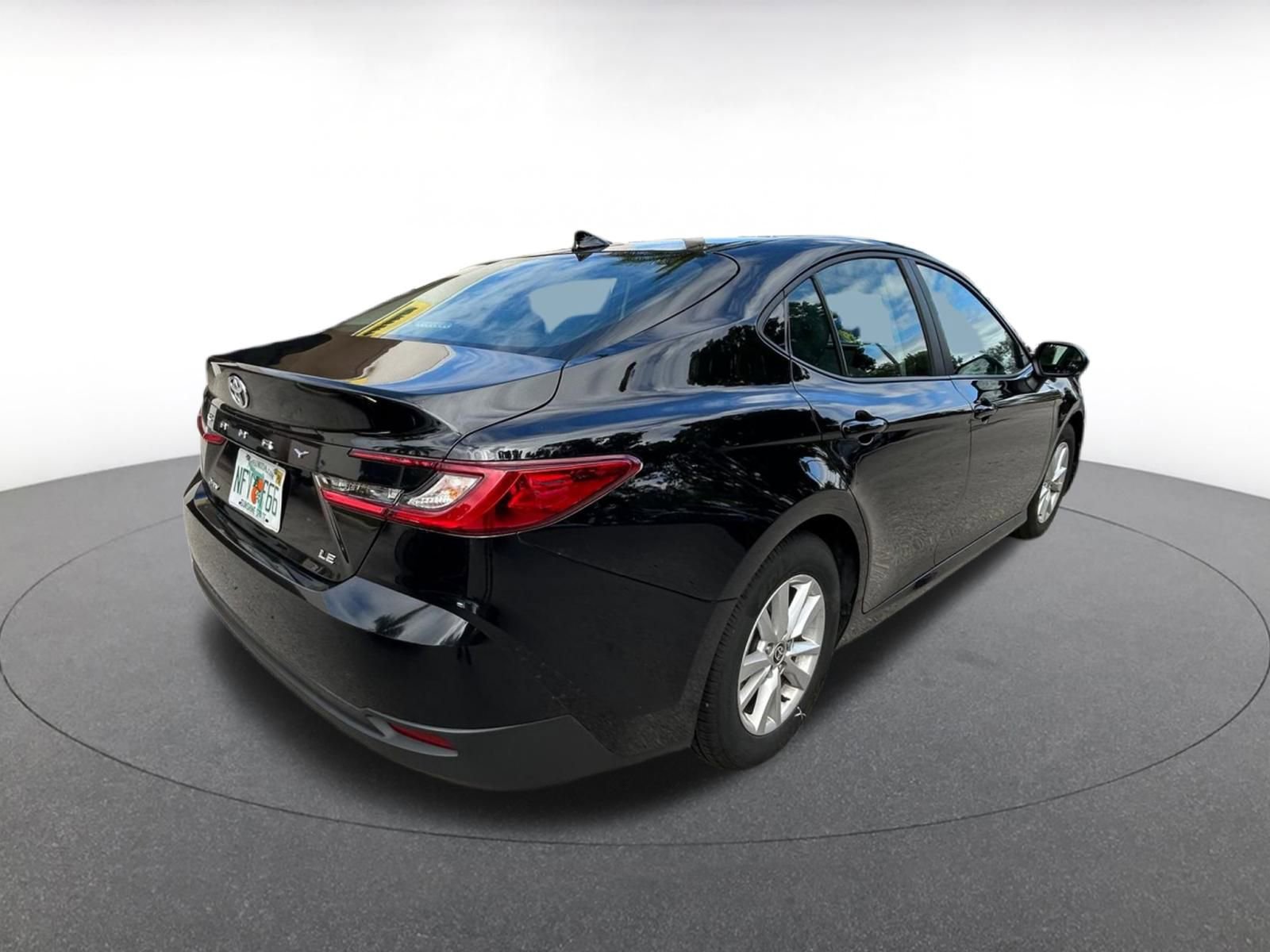 Thumbnail: 2025 Toyota Camry - 7