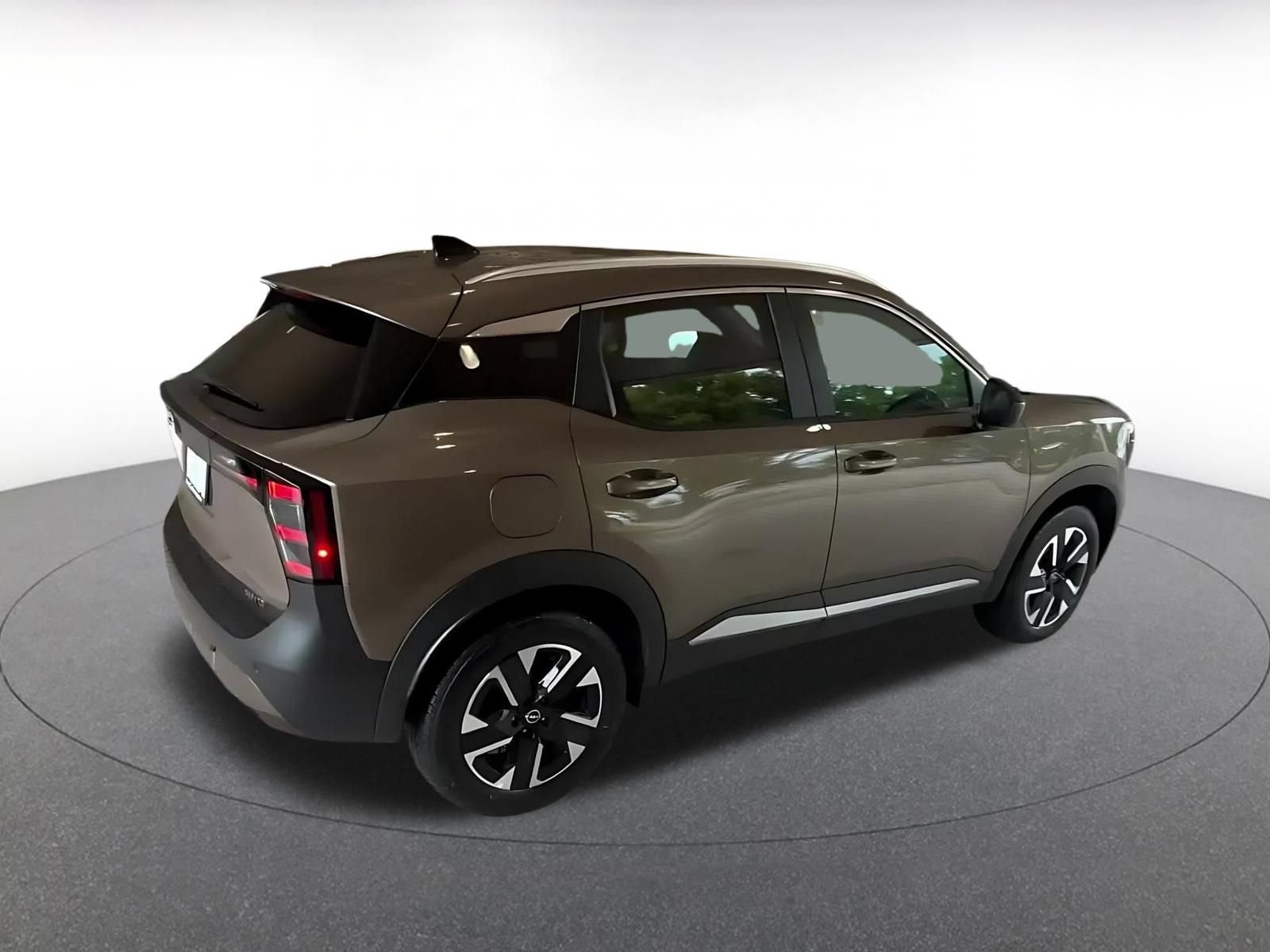 Thumbnail: 2026 Nissan Kicks - 12