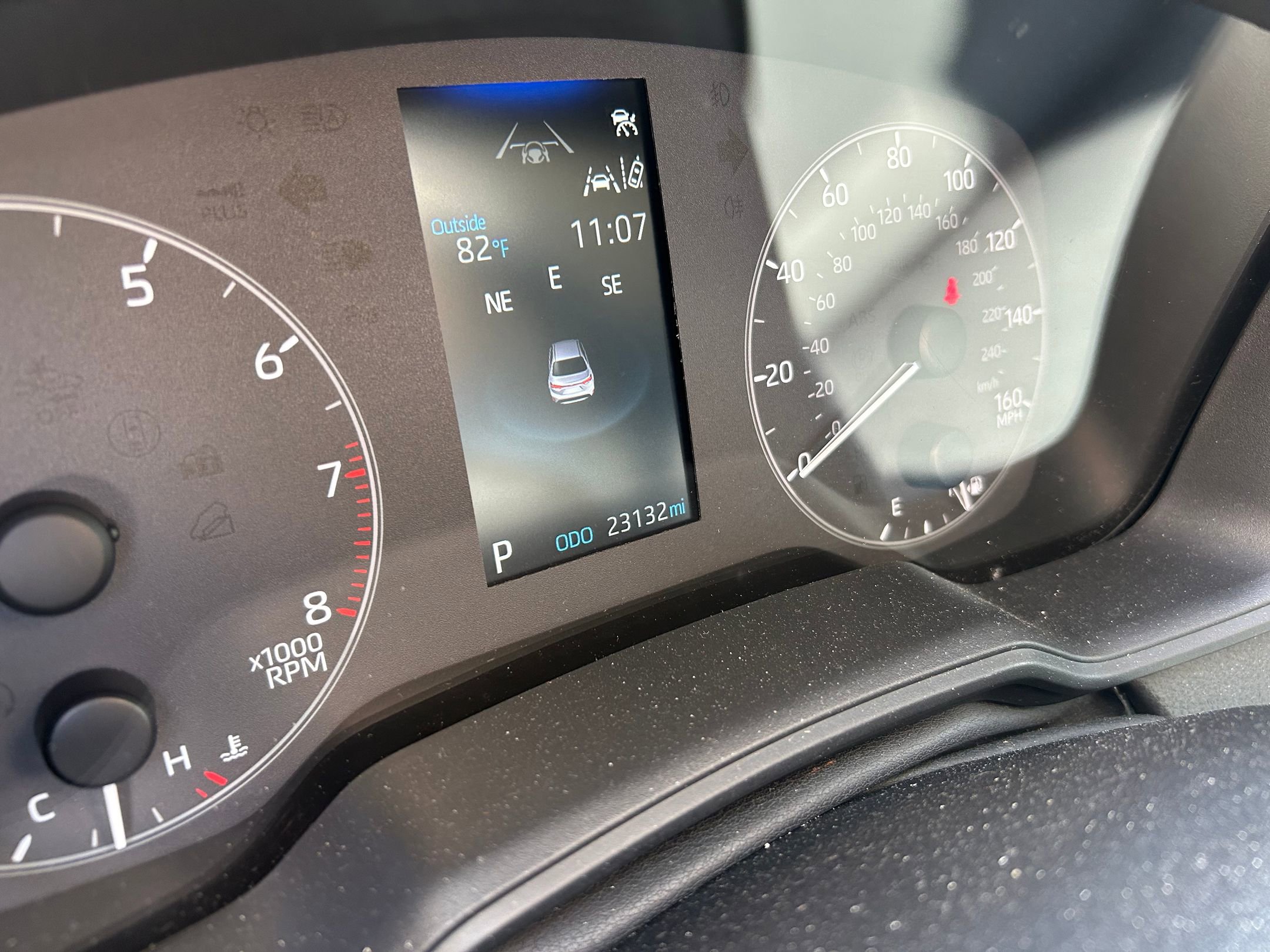 Thumbnail: 2025 Toyota Corolla - 10