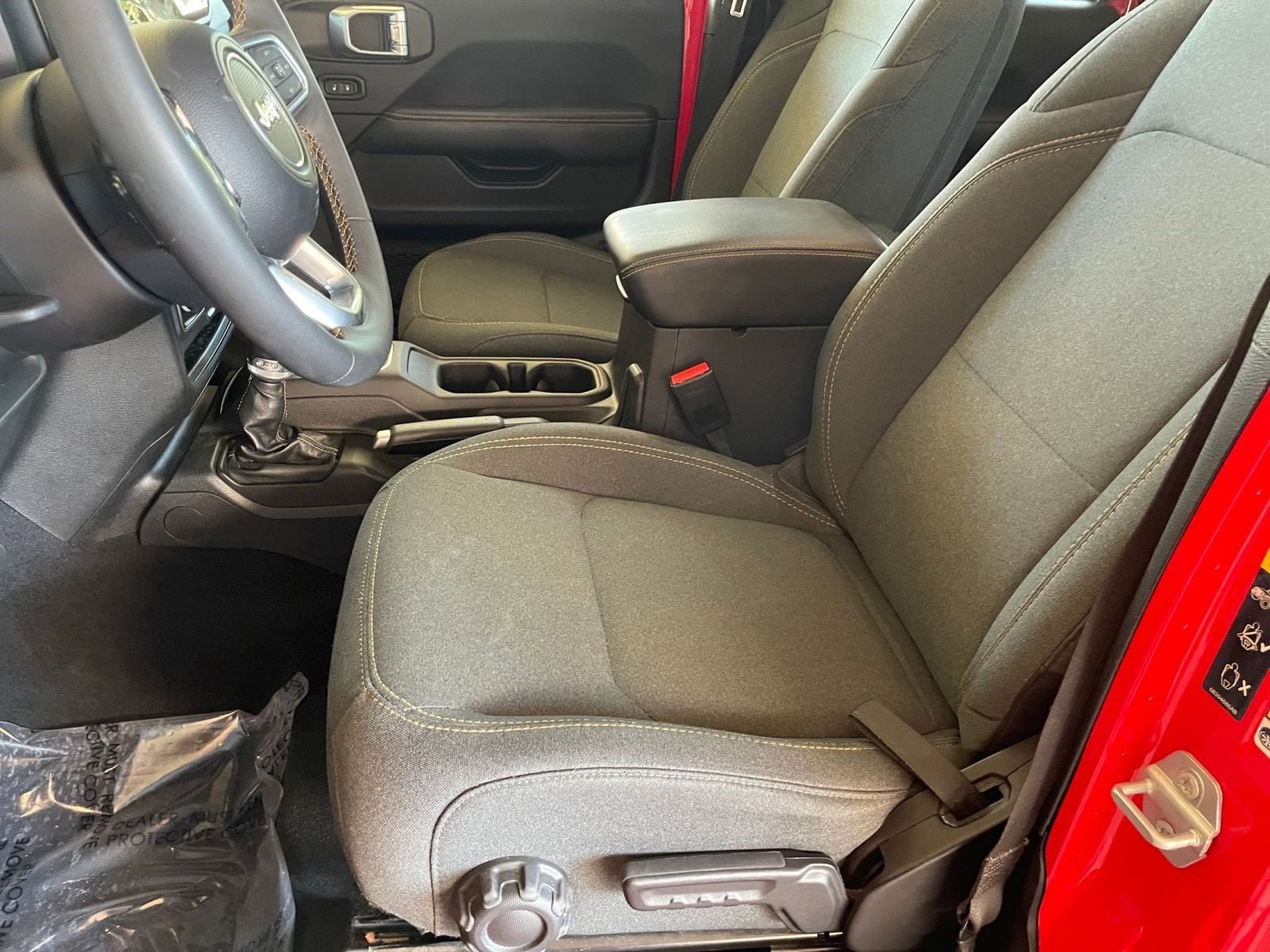 Thumbnail: 2025 Jeep Wrangler - 25