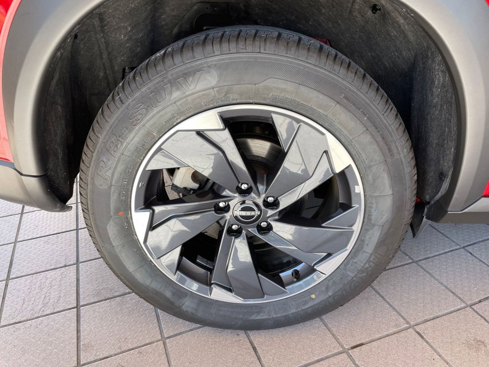 Thumbnail: 2025 Nissan Rogue - 32