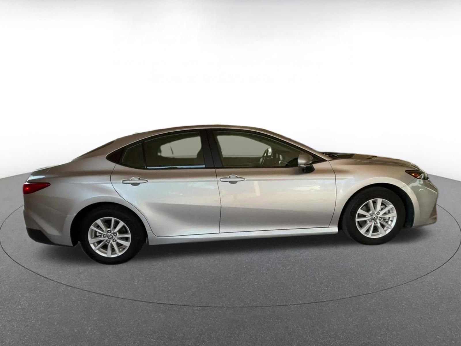 Thumbnail: 2025 Toyota Camry - 16