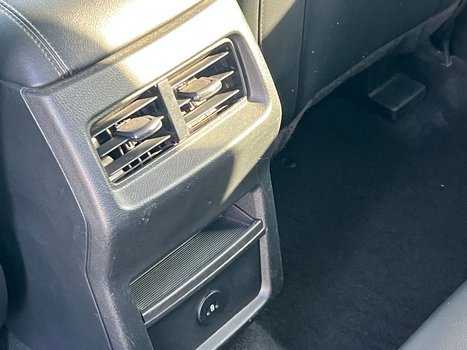 Thumbnail: 2024 Ford Edge - 24