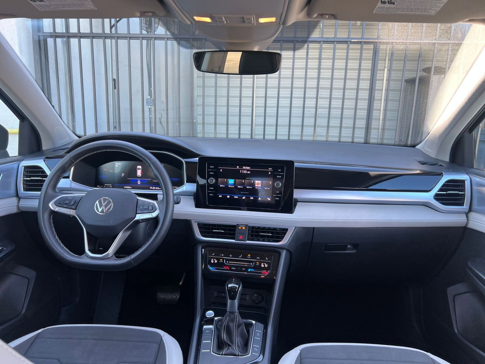 Thumbnail: 2025 Volkswagen Taos - 34