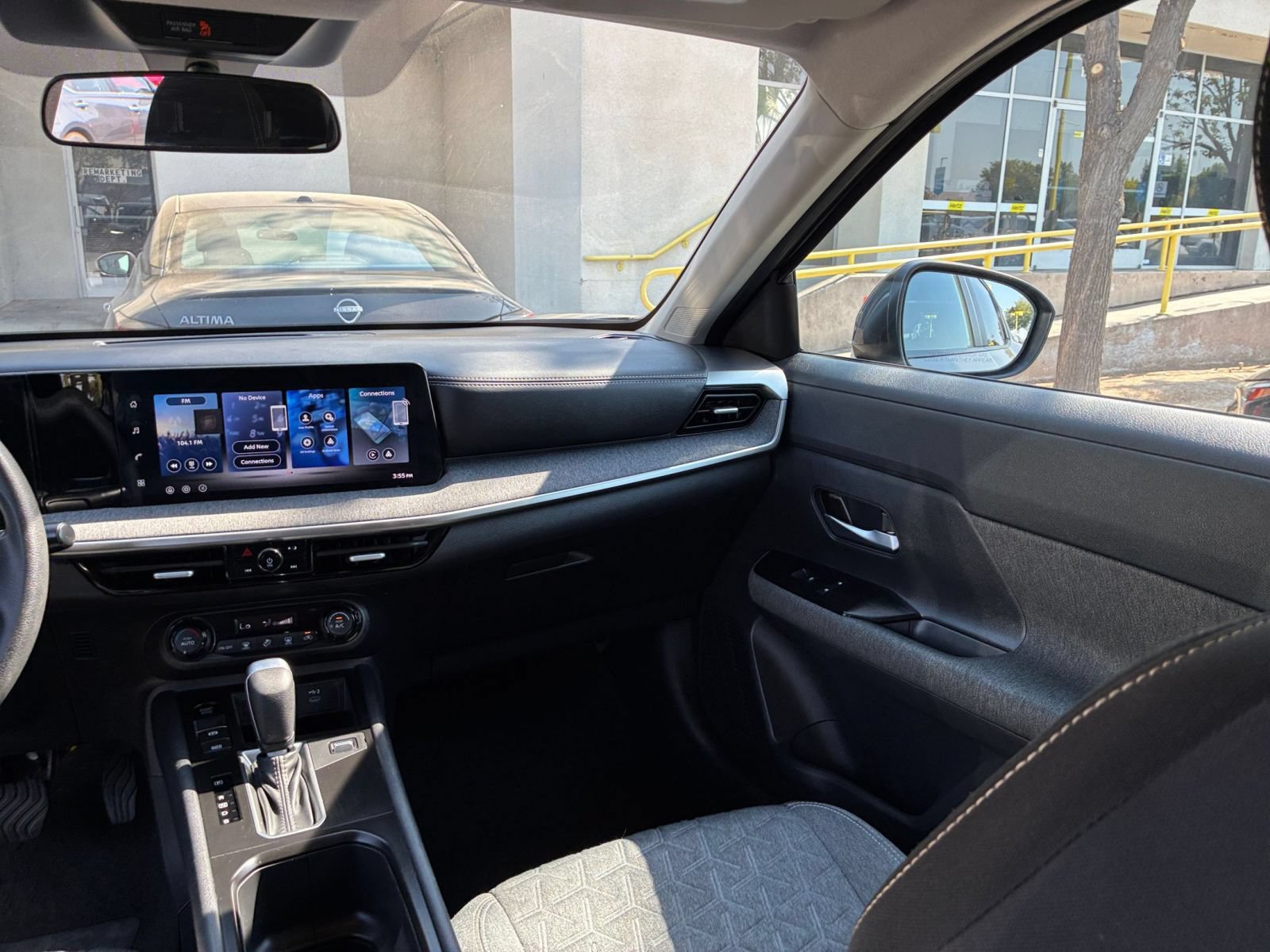Thumbnail: 2026 Nissan Kicks - 34