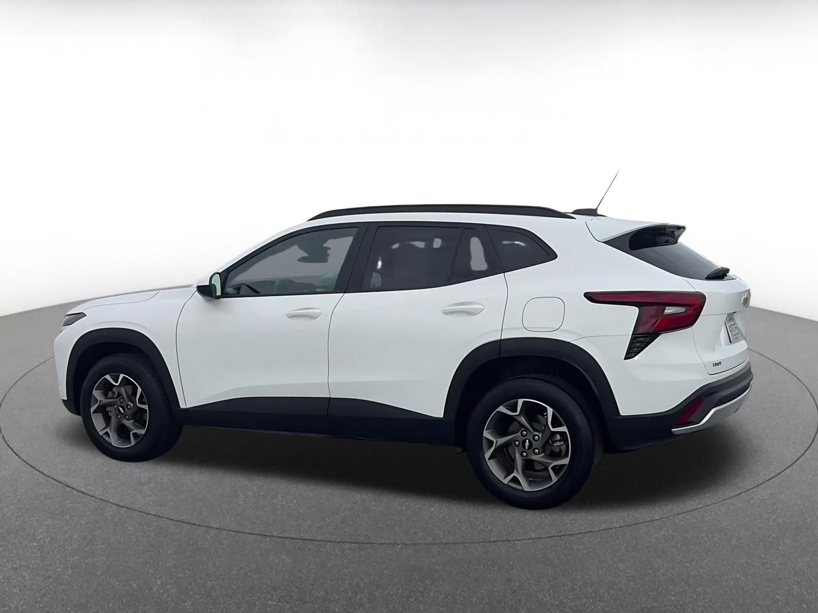 Thumbnail: 2025 Chevrolet Trax - 10