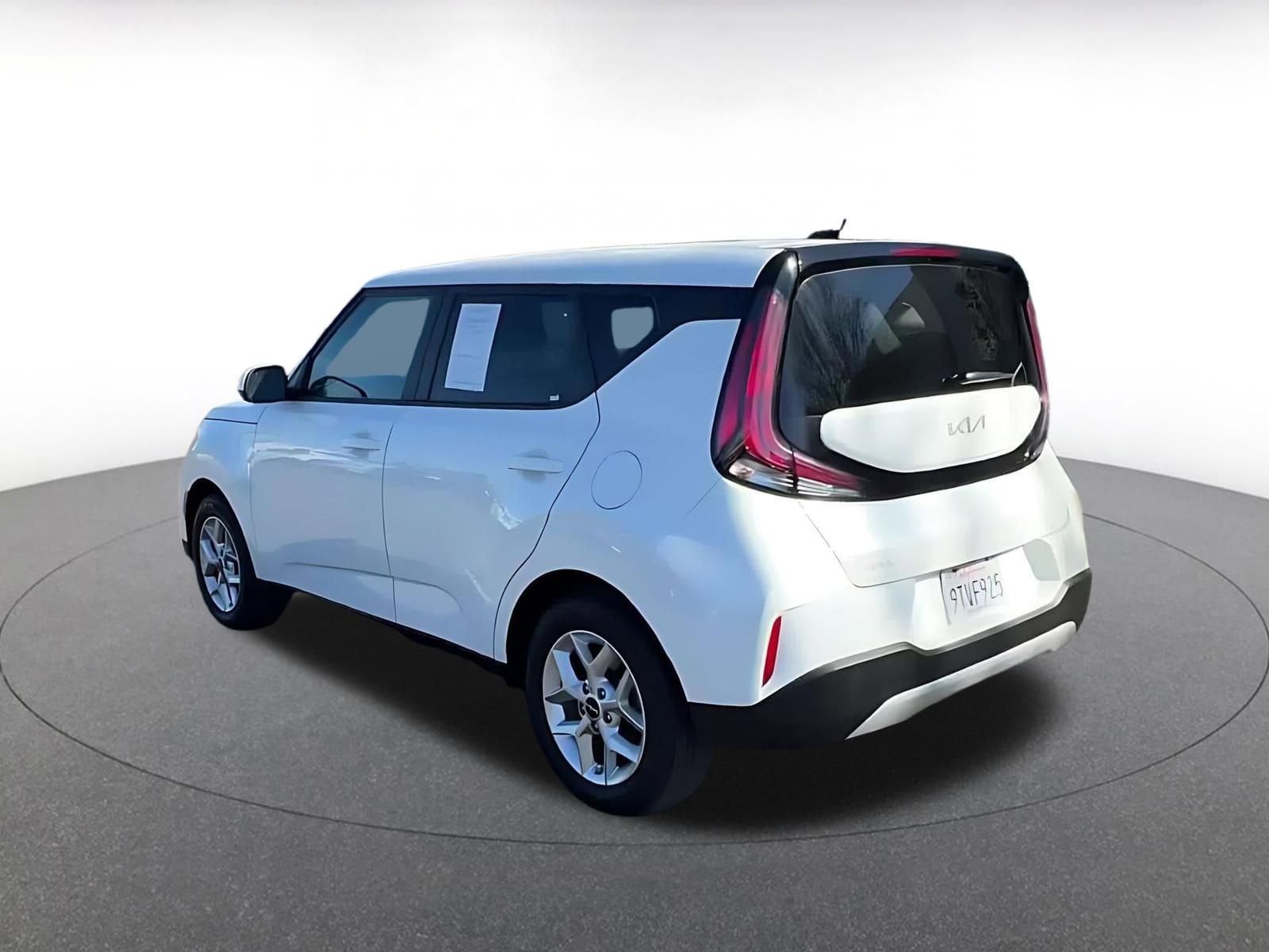 Thumbnail: 2025 Kia Soul - 10