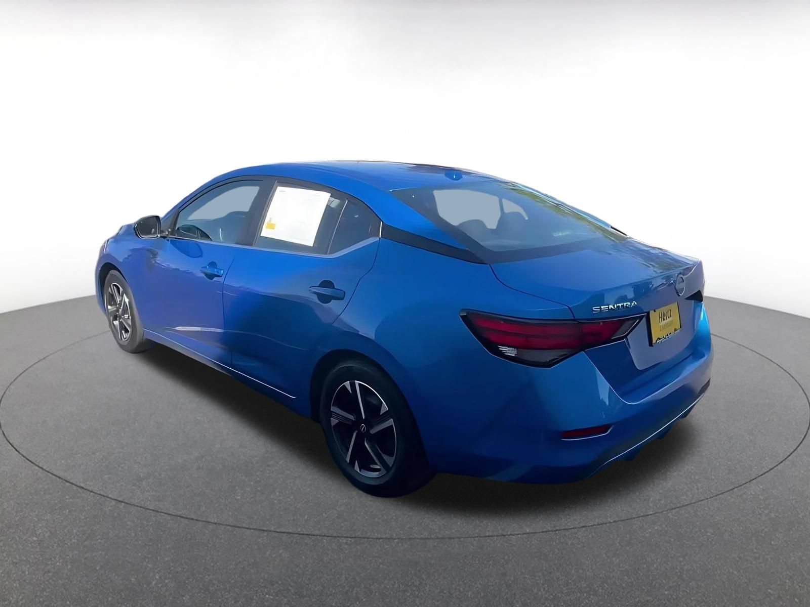 Thumbnail: 2025 Nissan Sentra - 8