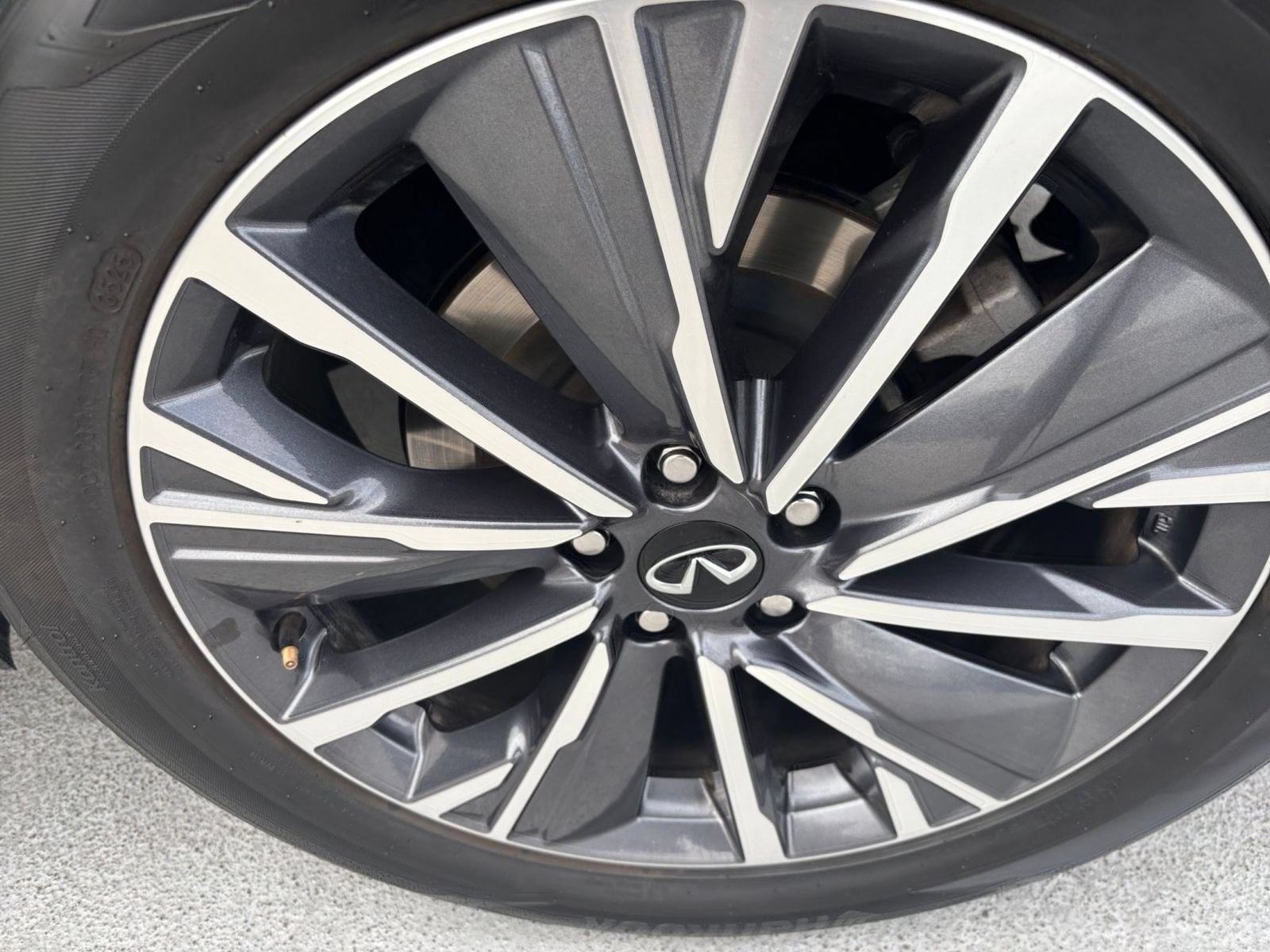 Thumbnail: 2026 INFINITI QX60 - 34