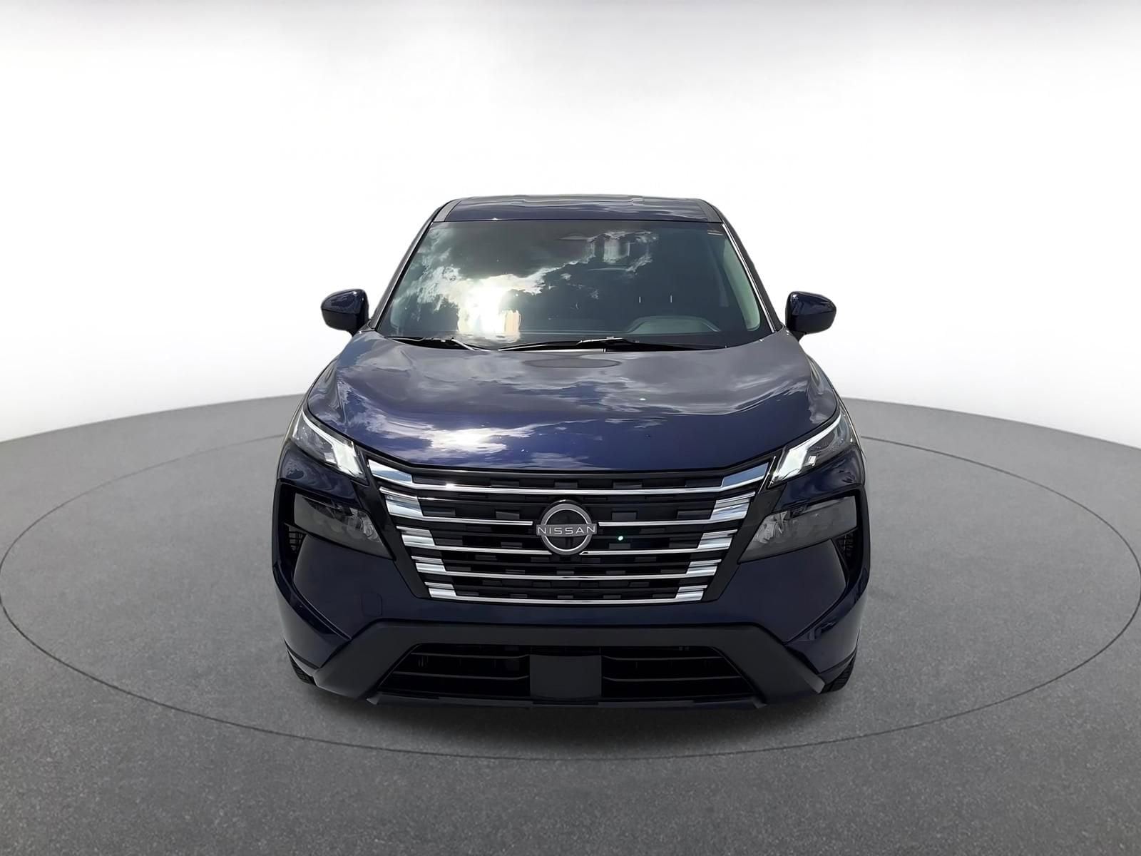 Thumbnail: 2025 Nissan Rogue - 4