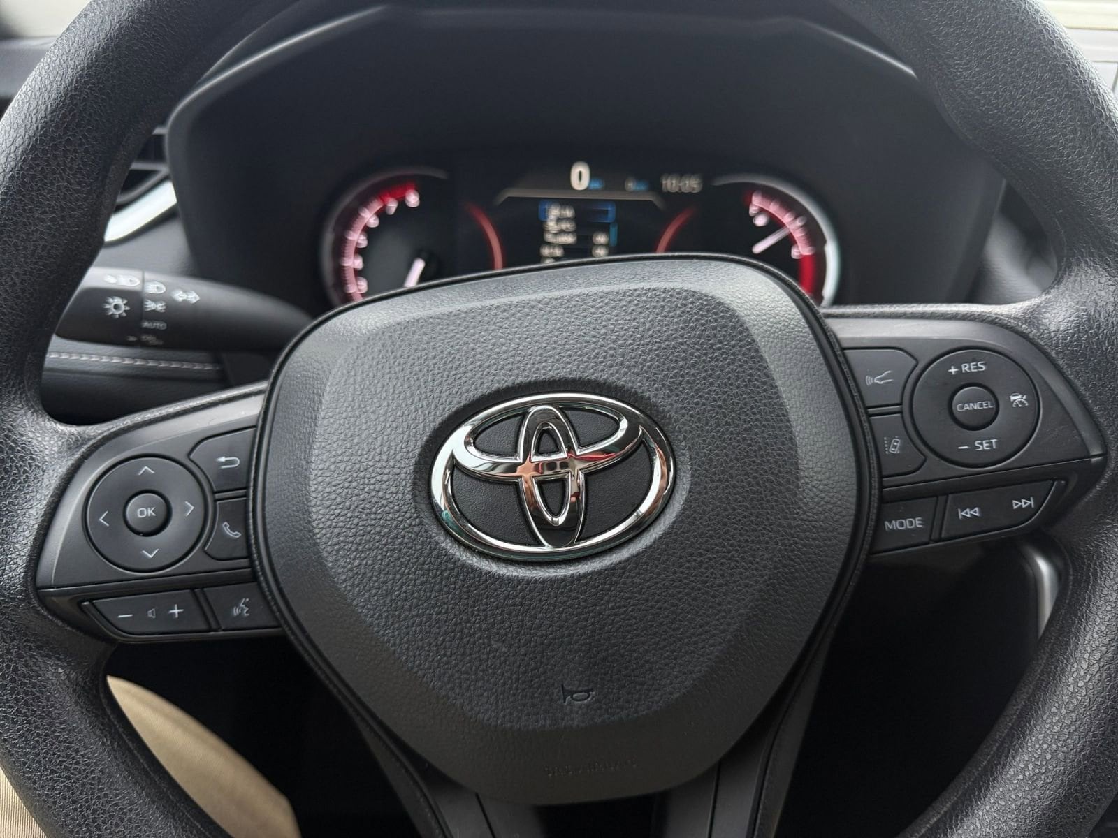 Thumbnail: 2025 Toyota RAV4 - 28