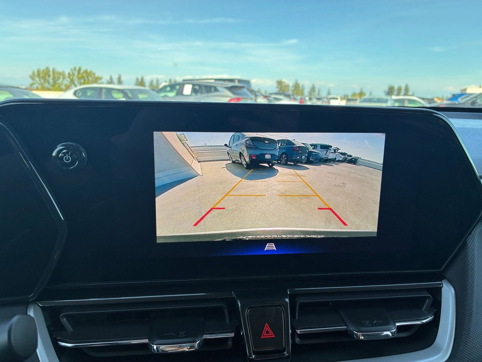 Thumbnail: 2025 Chevrolet TrailBlazer - 22