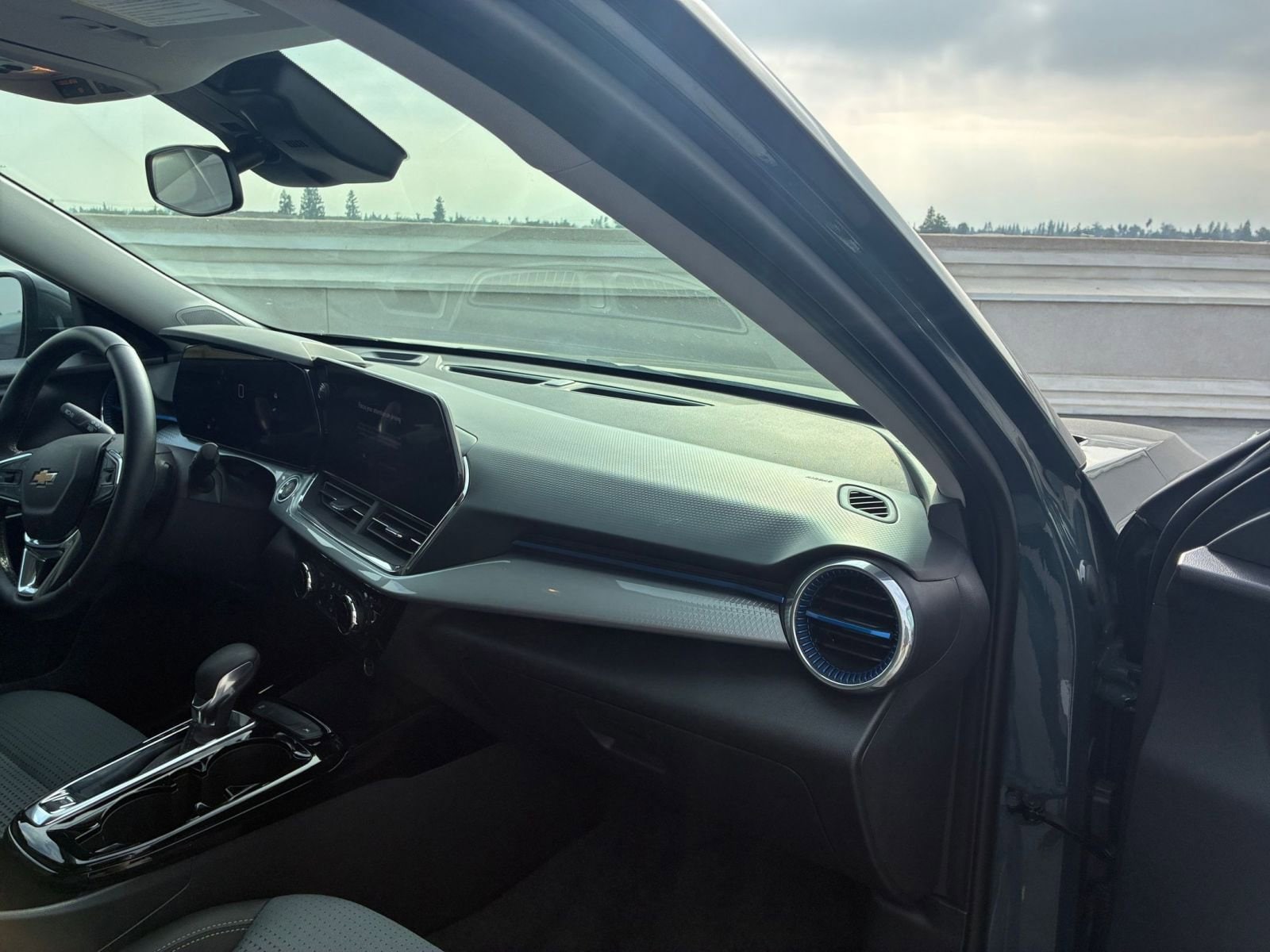 Thumbnail: 2025 Chevrolet Trax - 35