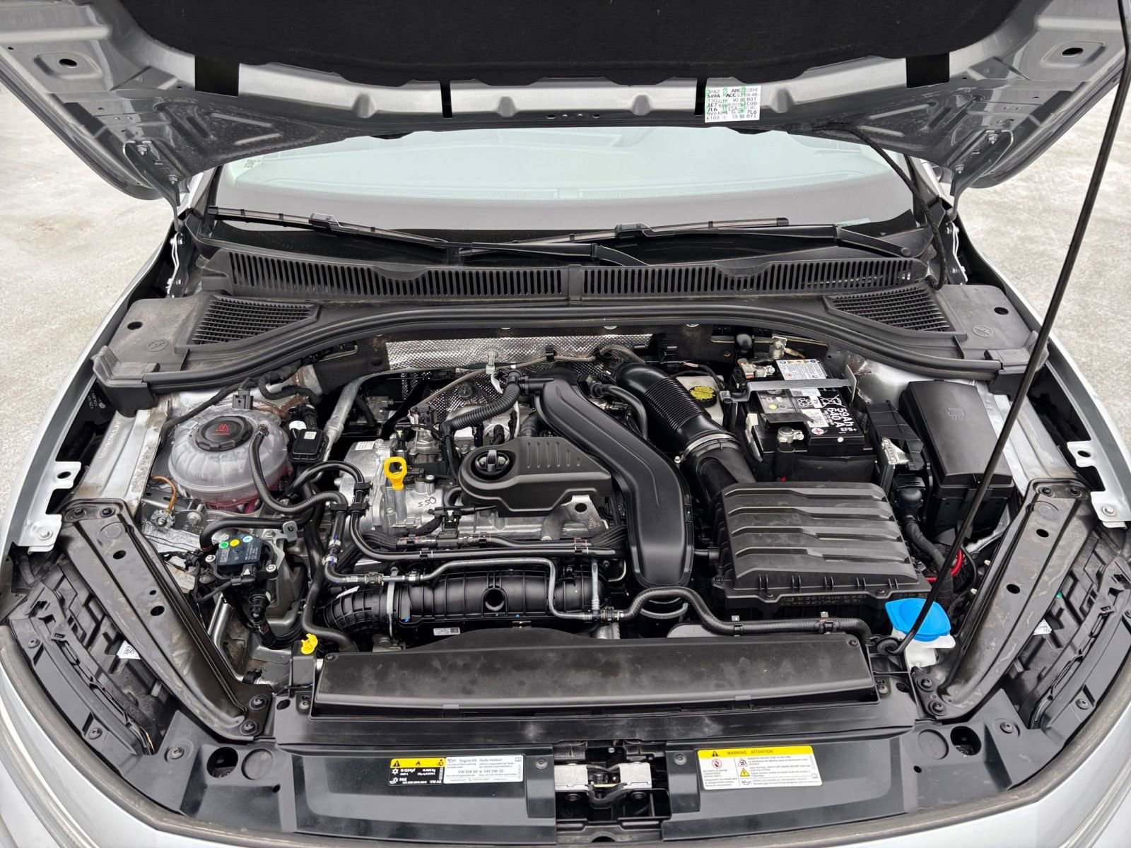 Thumbnail: 2025 Volkswagen Jetta - 32