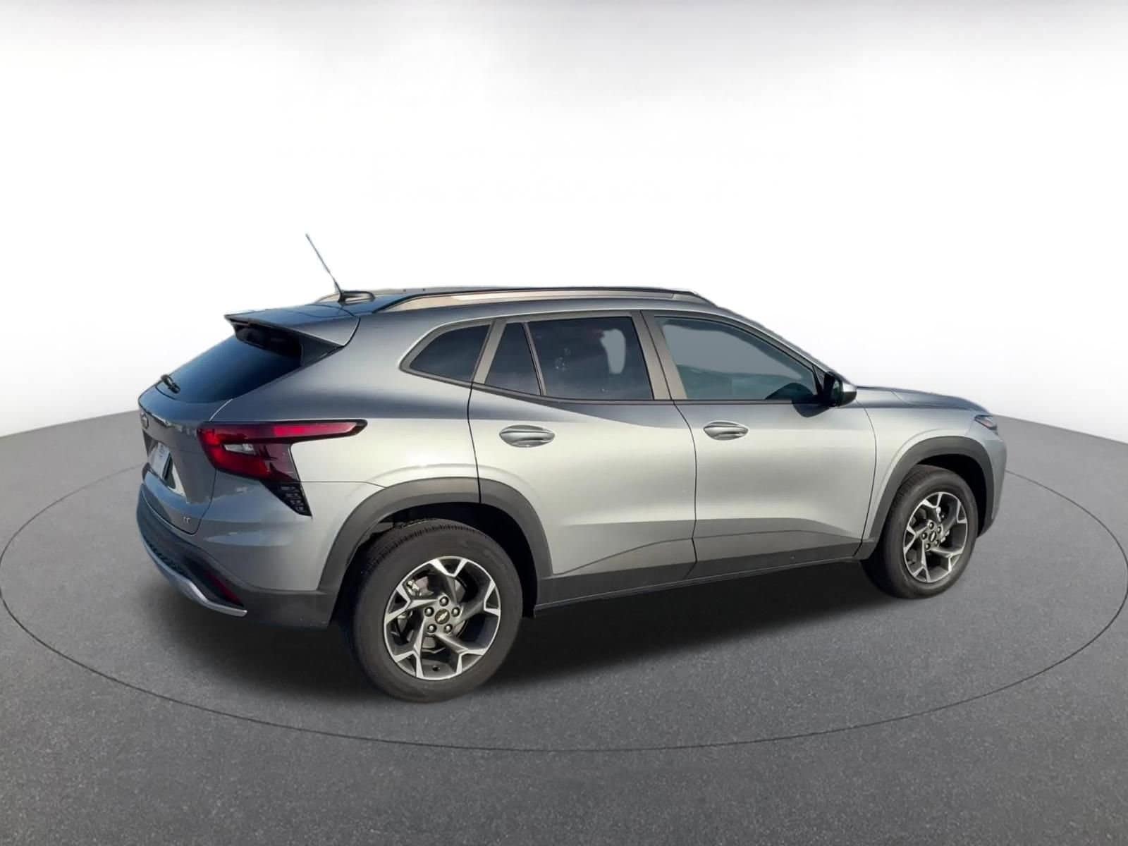 Thumbnail: 2025 Chevrolet Trax - 15