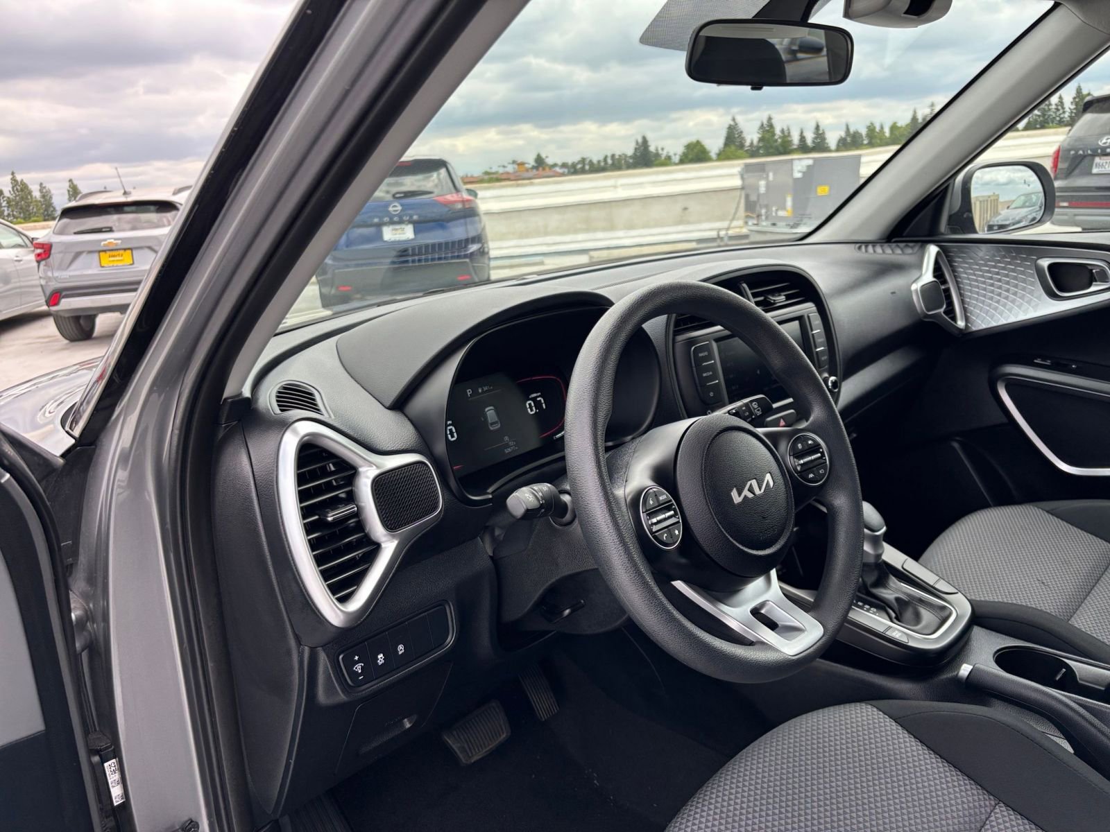 Thumbnail: 2025 Kia Soul - 32