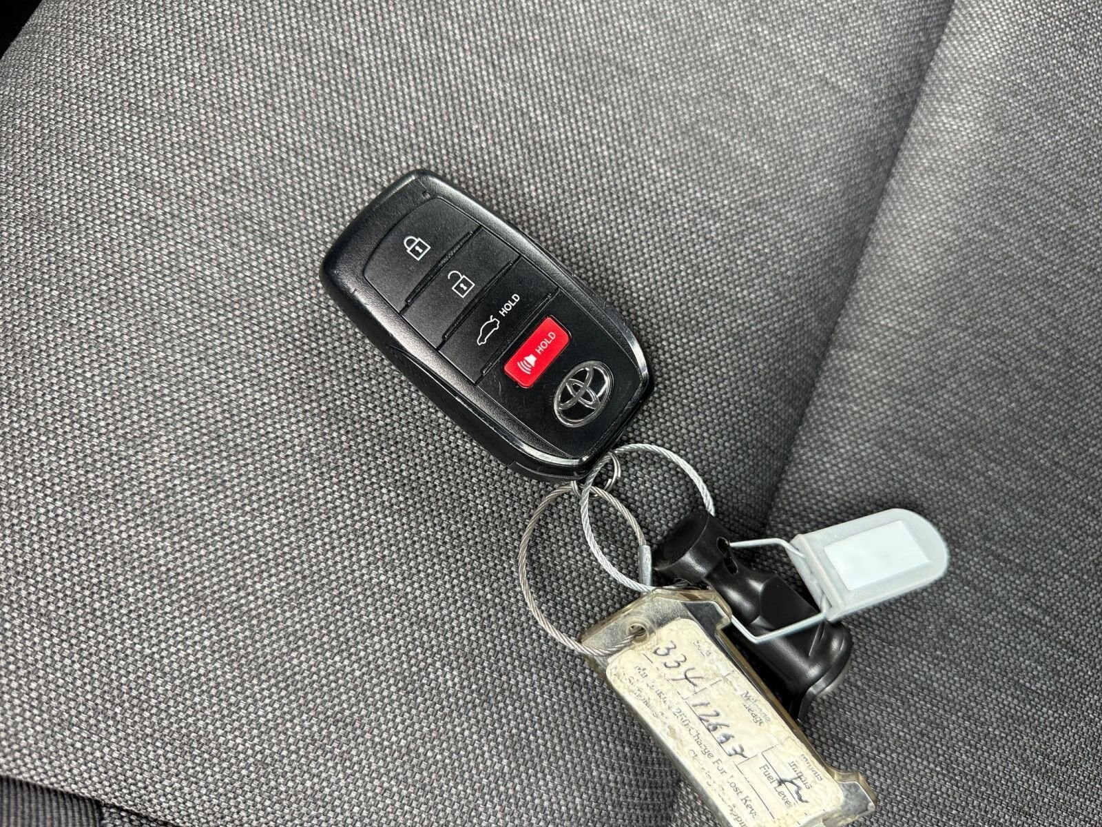 Thumbnail: 2025 Toyota Camry - 22