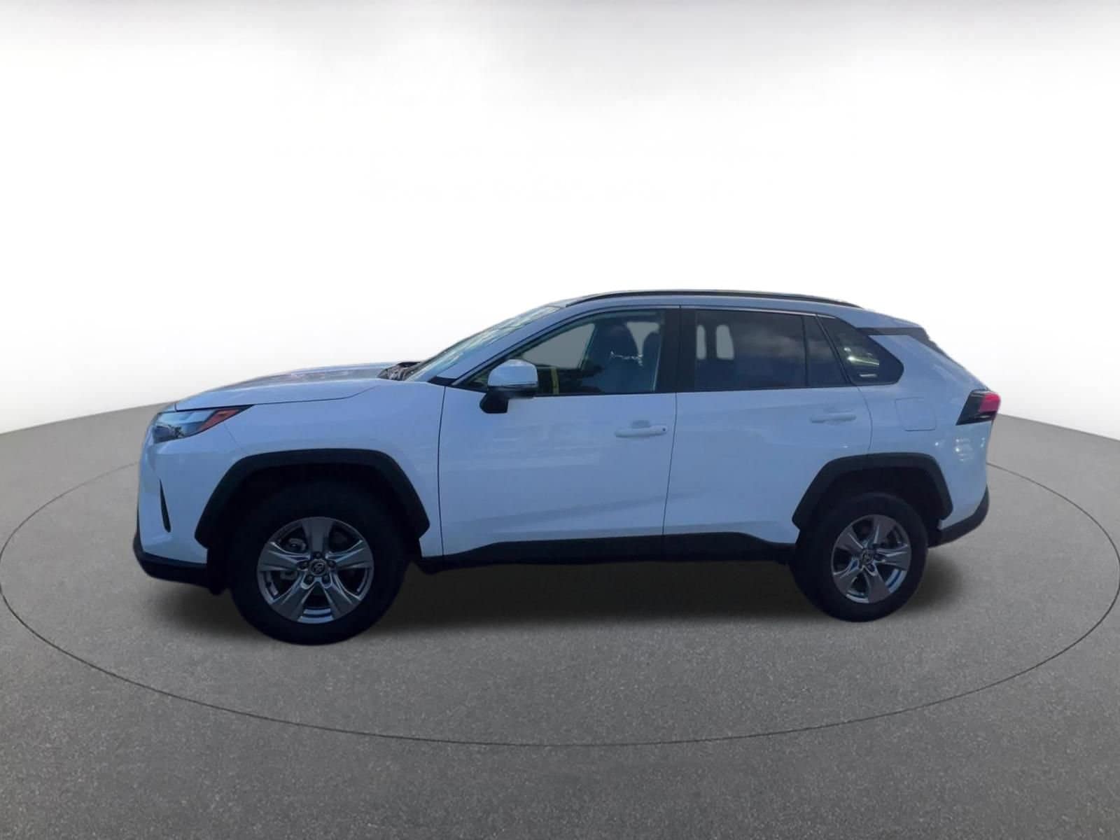 Thumbnail: 2025 Toyota RAV4 - 9