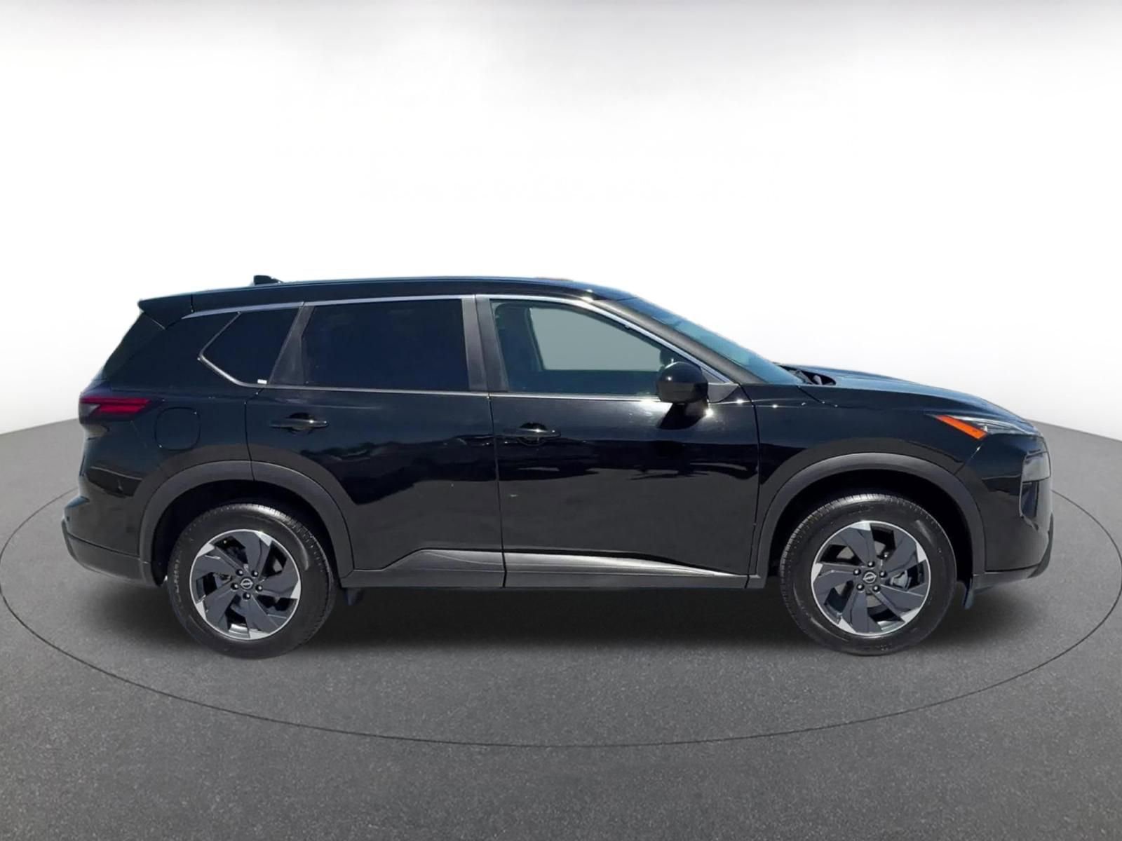 Thumbnail: 2025 Nissan Rogue - 16