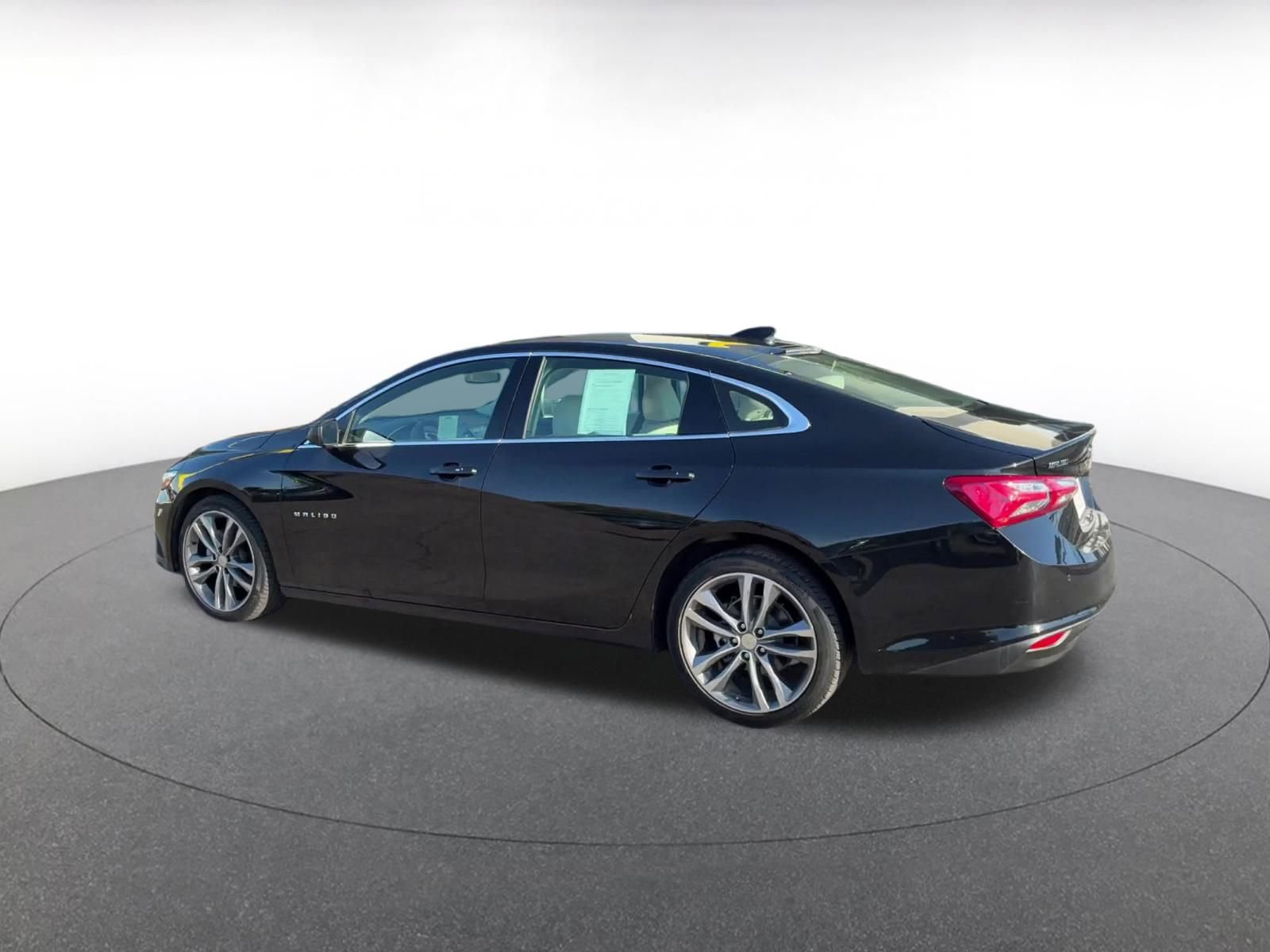 Thumbnail: 2024 Chevrolet Malibu - 10