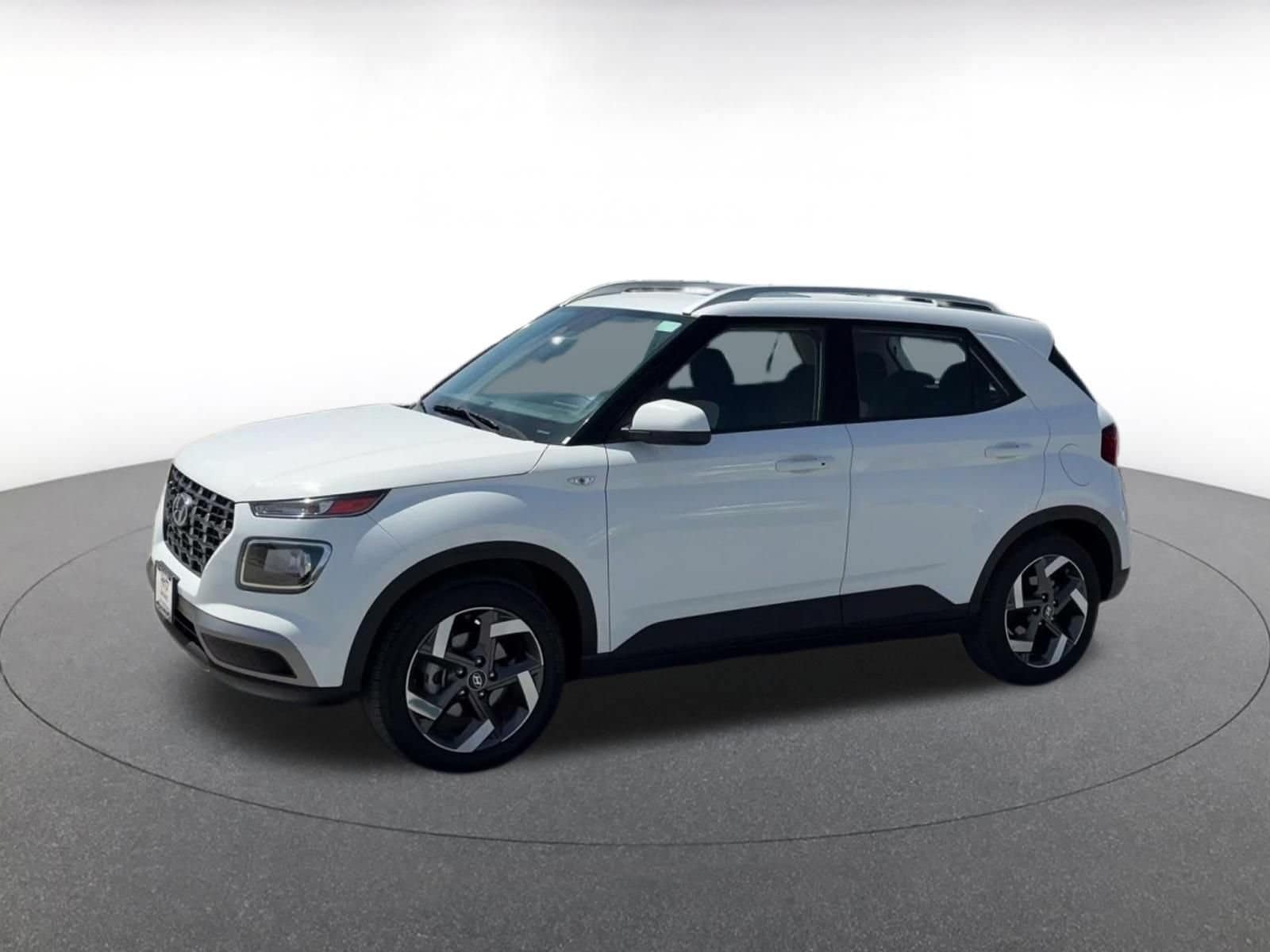 Thumbnail: 2025 Hyundai Venue - 7