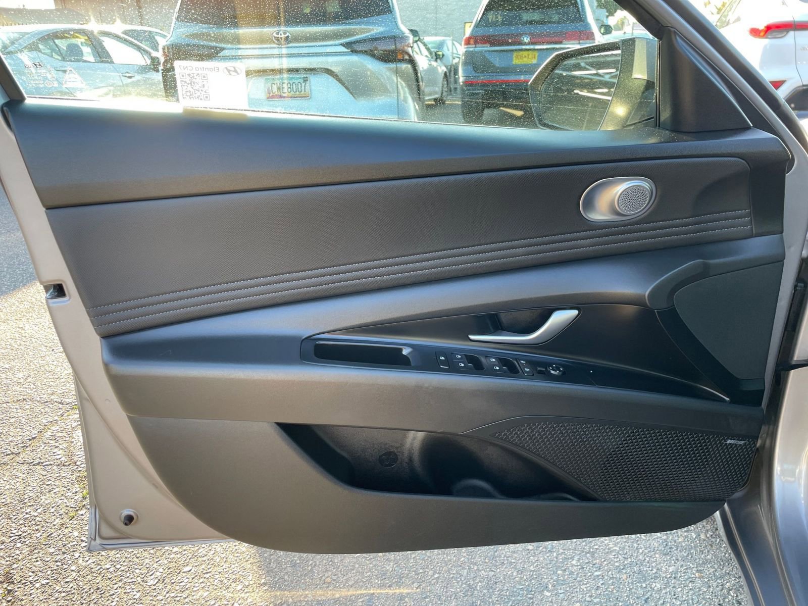 Thumbnail: 2025 Hyundai Elantra - 18