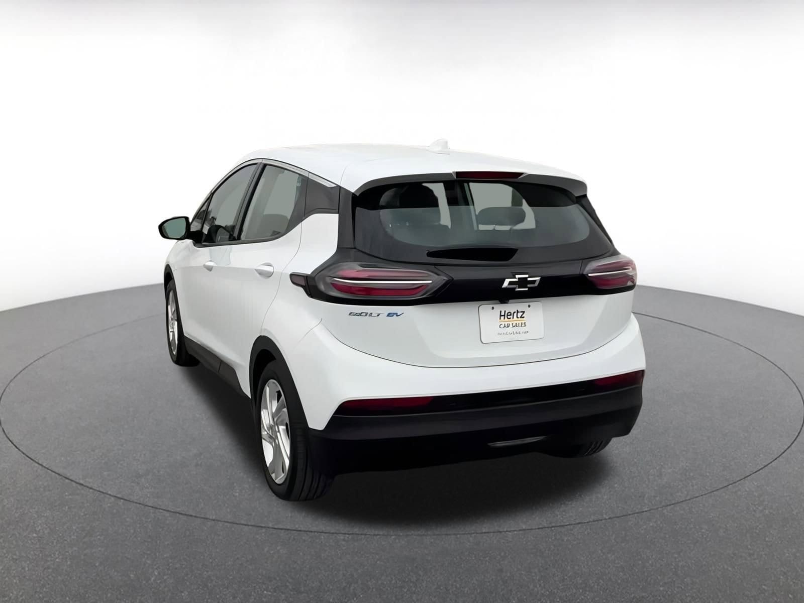 Thumbnail: 2023 Chevrolet Bolt EV - 10