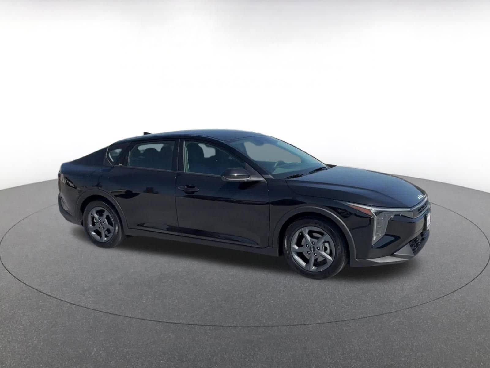 Thumbnail: 2025 Kia K4 - 2