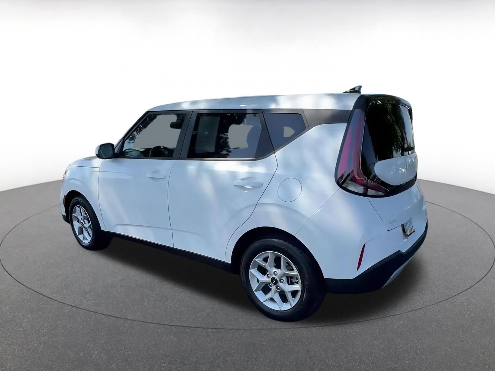 Thumbnail: 2023 Kia Soul - 11