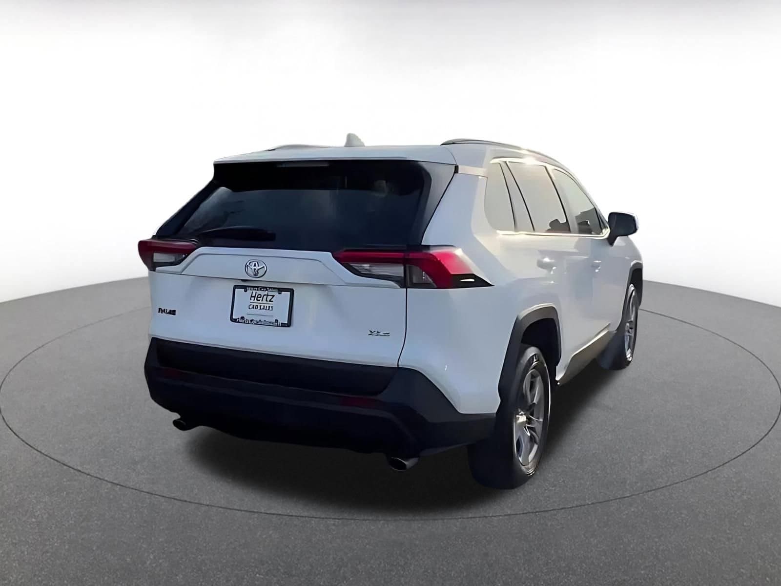 Thumbnail: 2025 Toyota RAV4 - 15