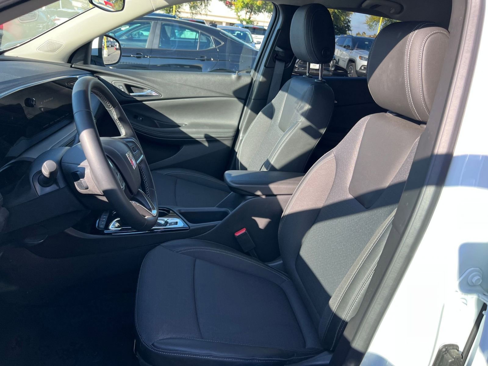 Thumbnail: 2025 Buick Encore GX - 34