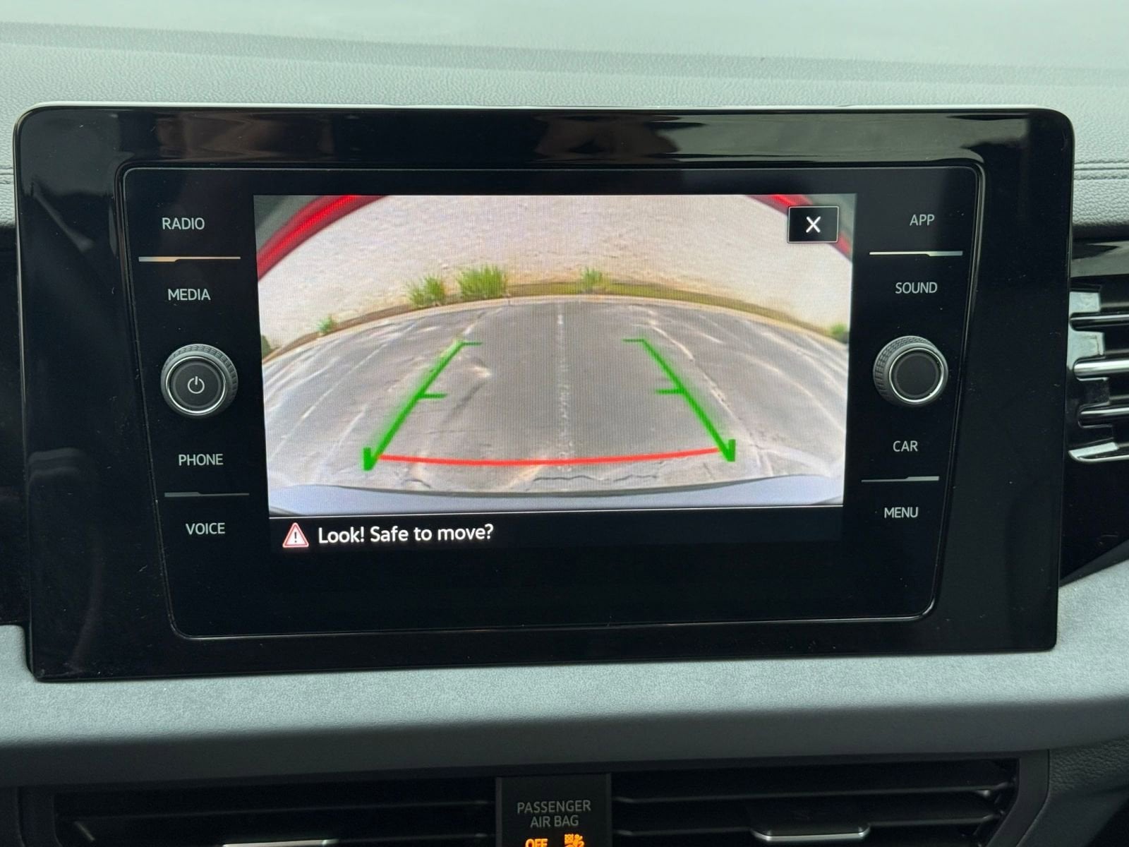 Thumbnail: 2025 Volkswagen Jetta - 17