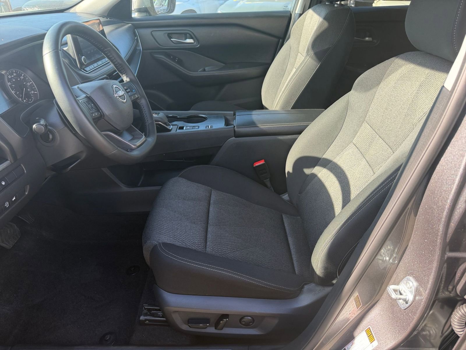 Thumbnail: 2025 Nissan Rogue - 29