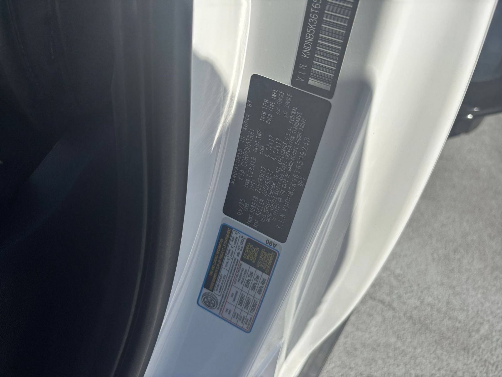 Thumbnail: 2026 Kia Carnival - 32