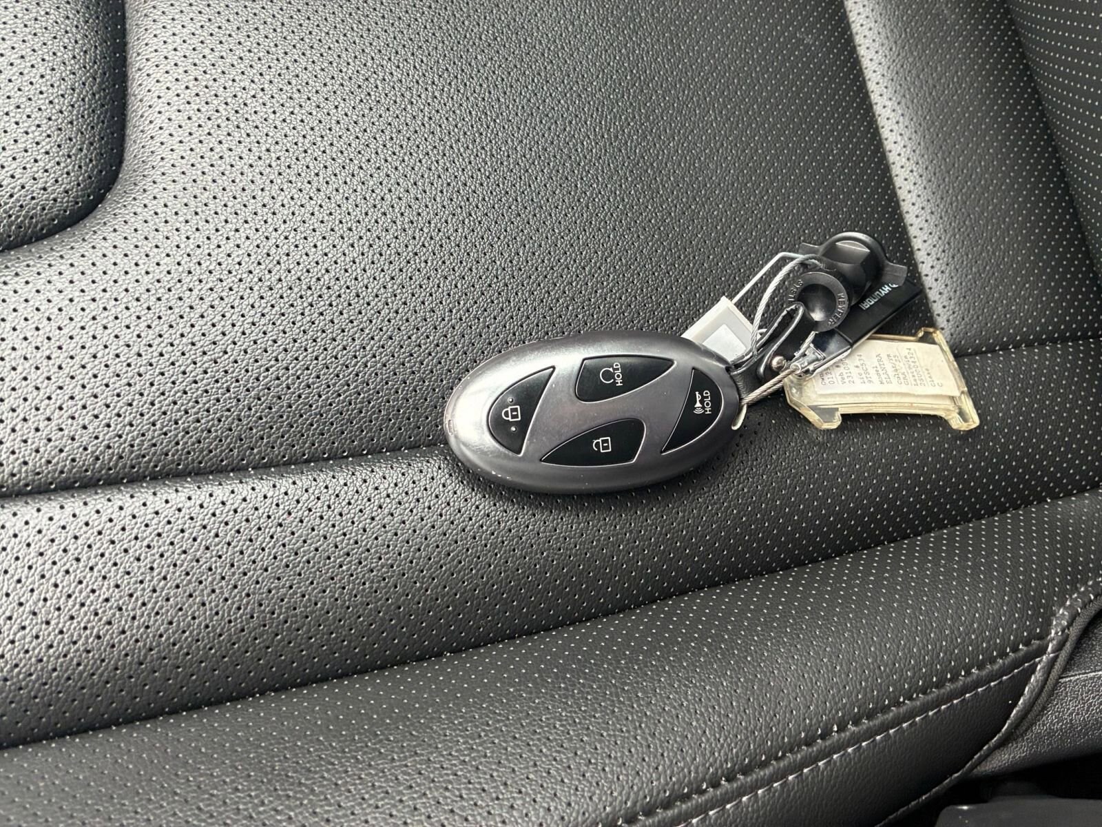 Thumbnail: 2025 Hyundai Elantra - 22